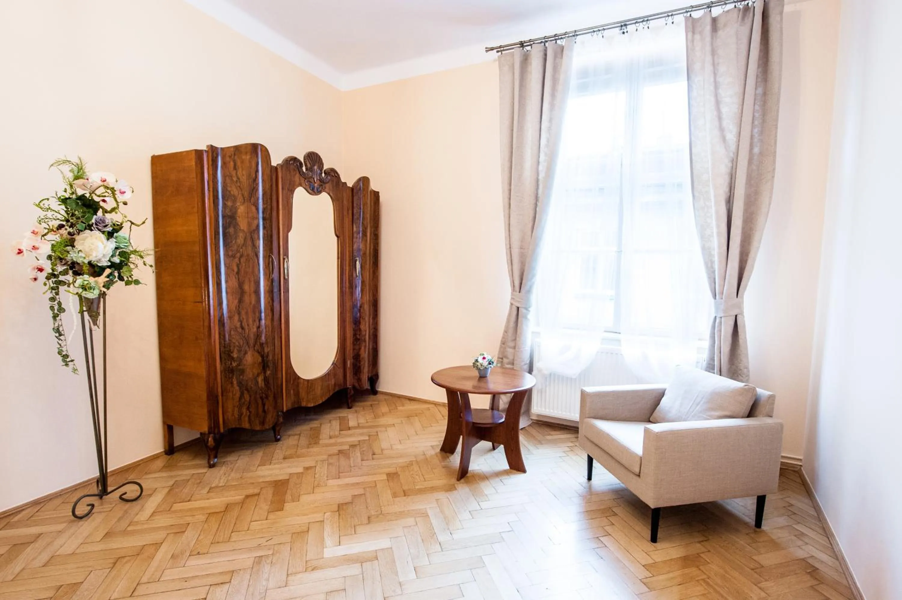 Bedroom in Apartments Roman