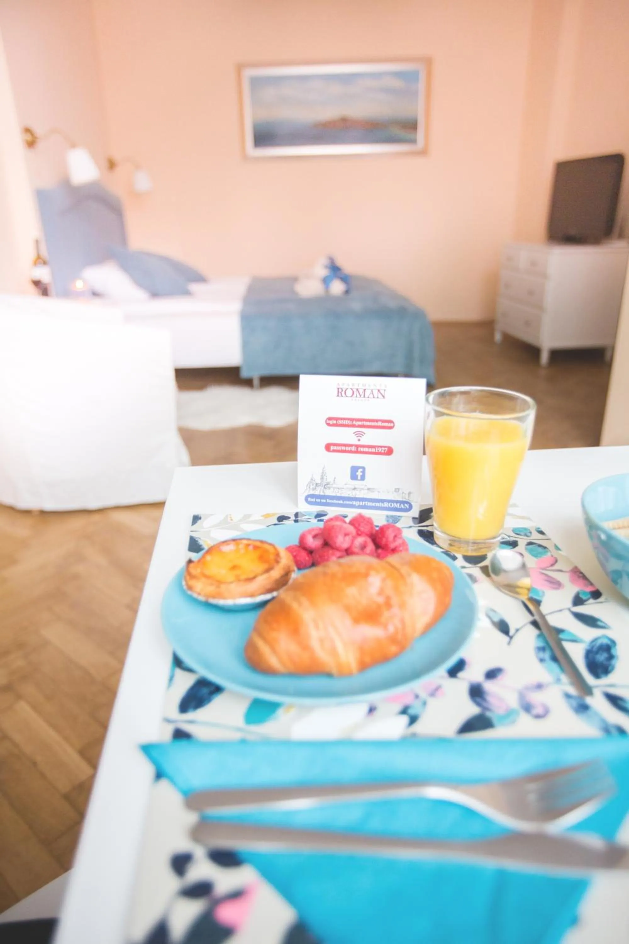 Decorative detail, Bed in Apartments Roman