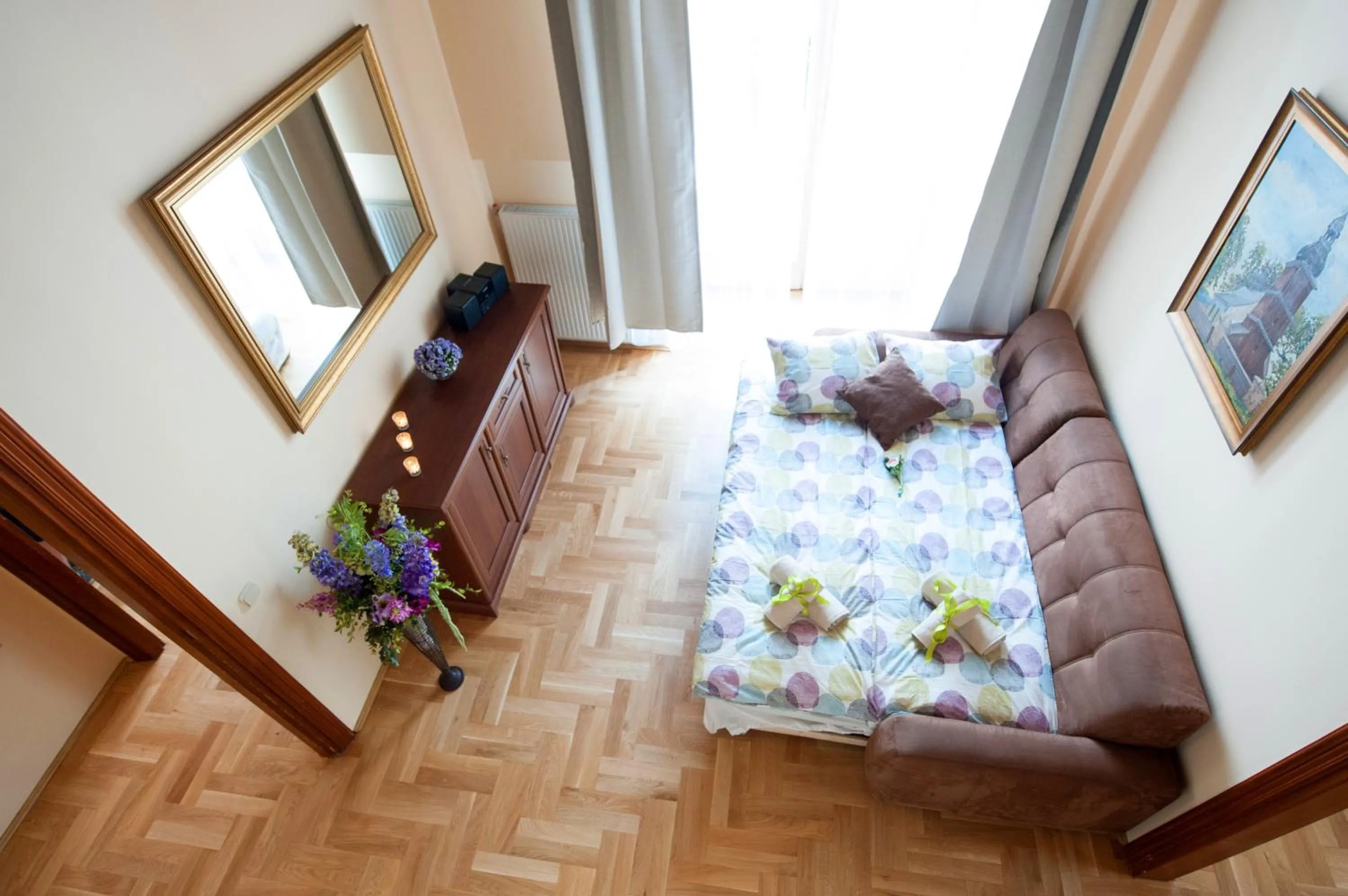 Living room, Bed in Apartments Roman