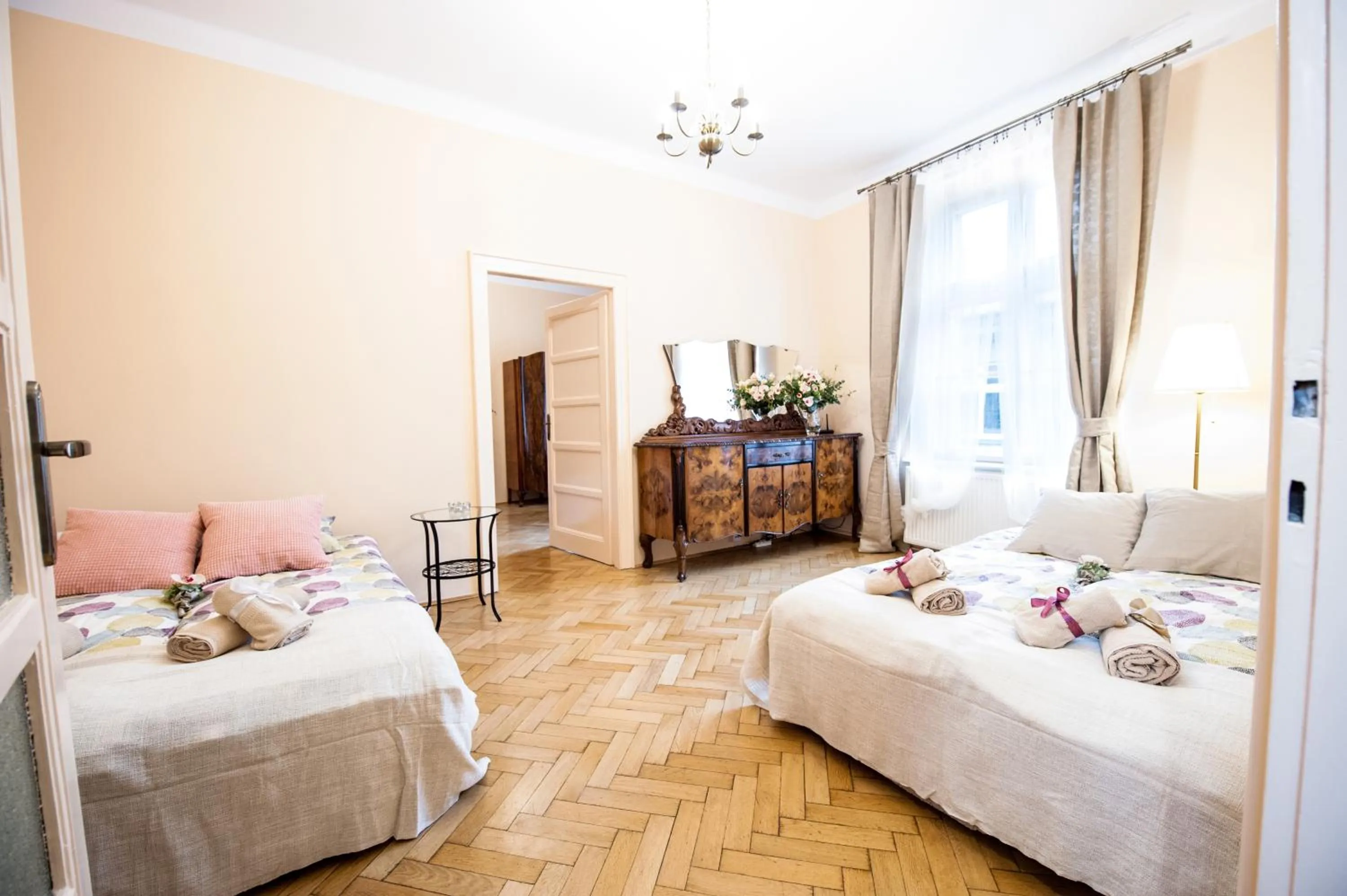 Decorative detail, Bed in Apartments Roman