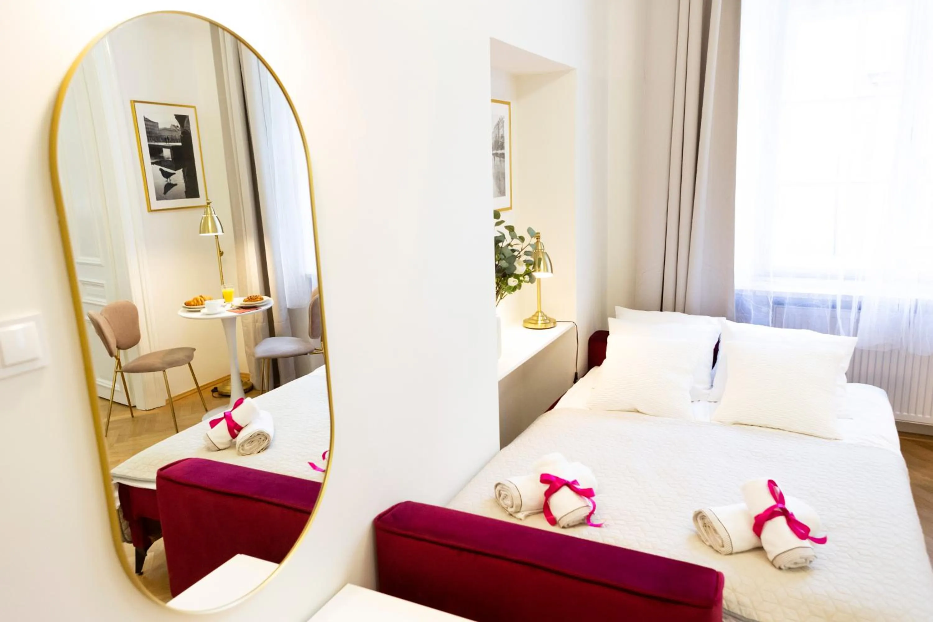 Living room, Bed in Apartments Roman