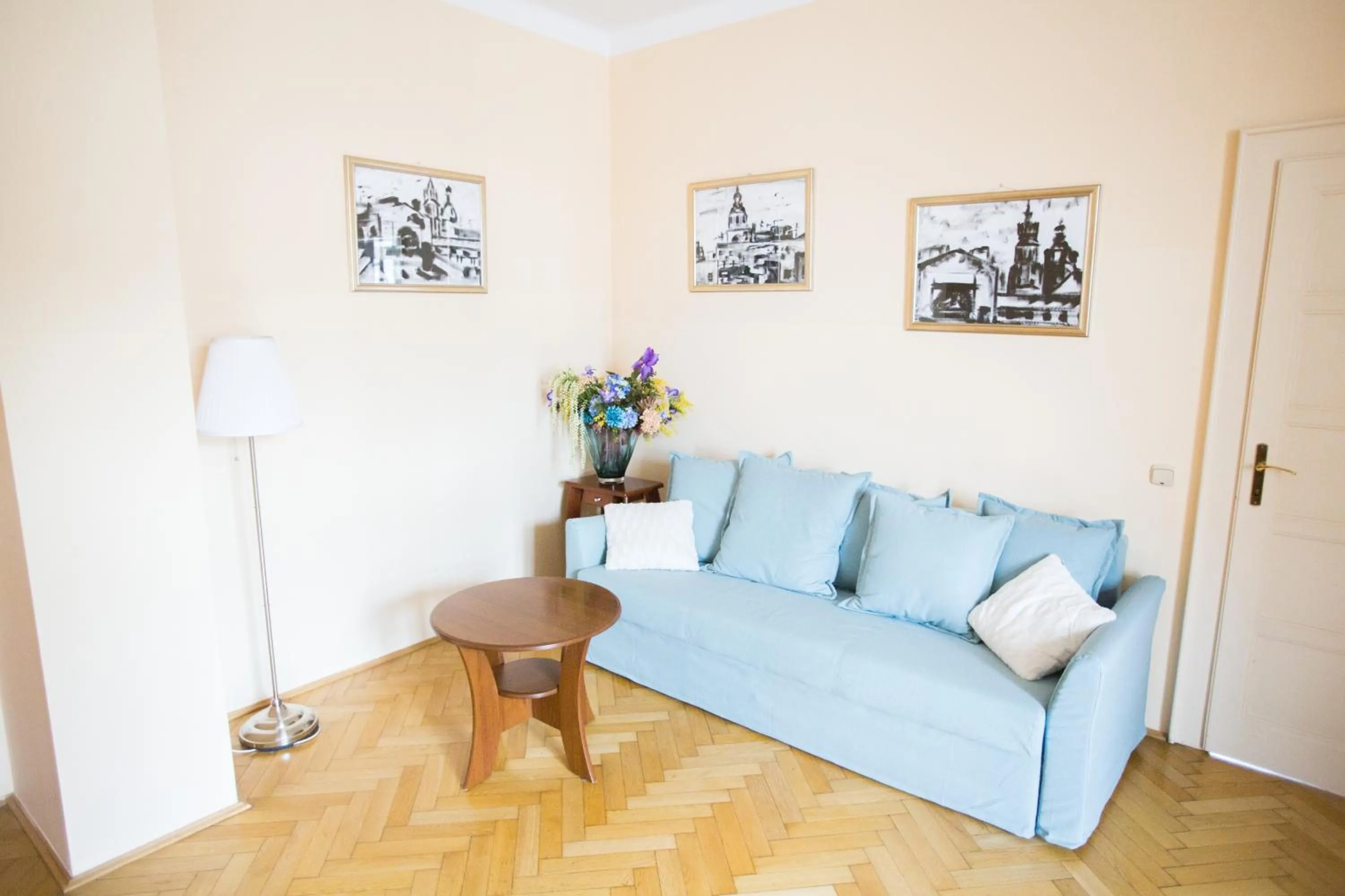 Bed in Apartments Roman