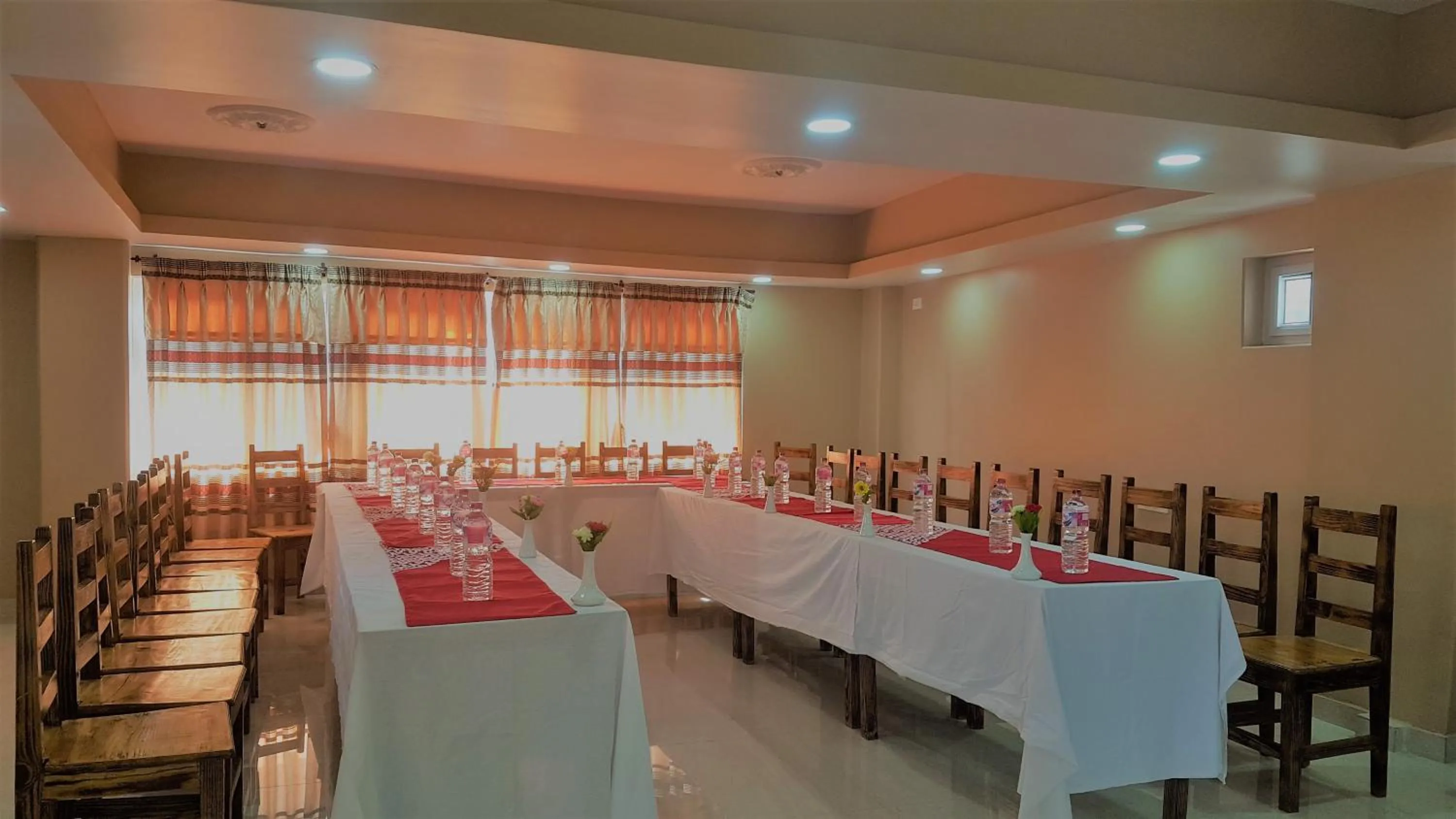 Hotel Om