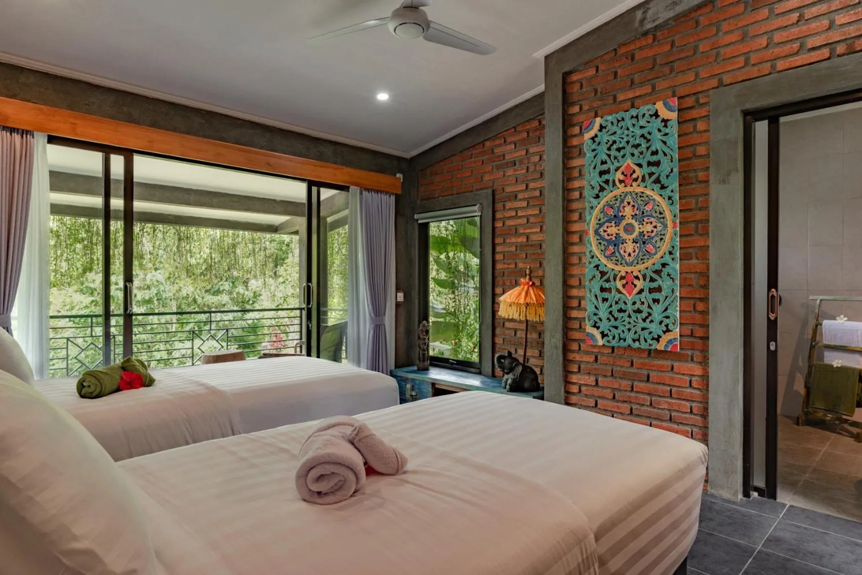 Bed in Alamanda Lovina Resort