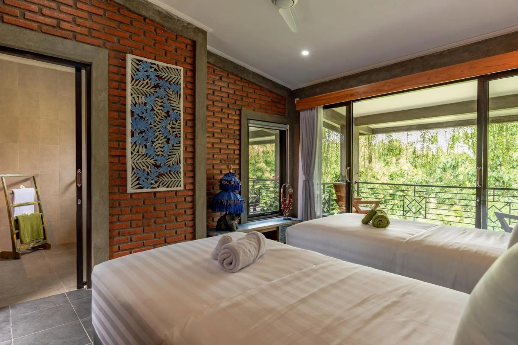 Bed in Alamanda Lovina Resort