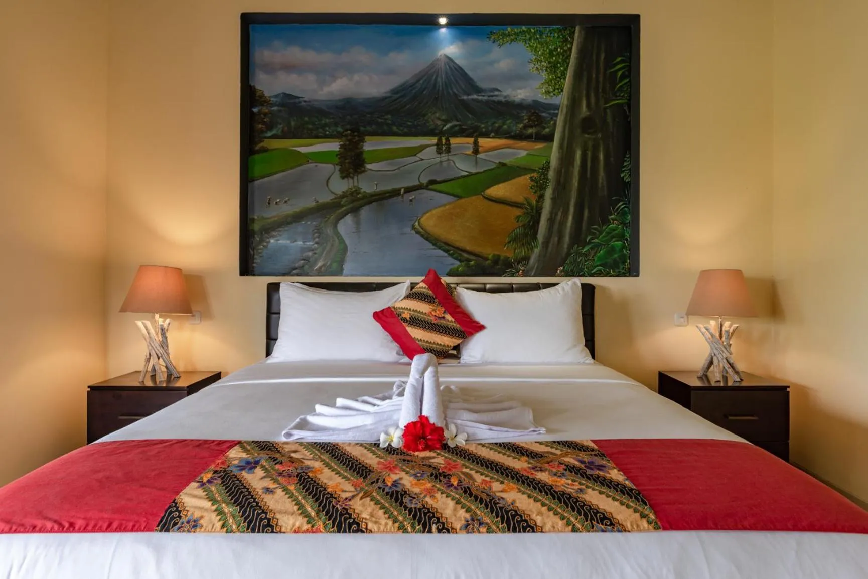 Bed in Alamanda Lovina Resort