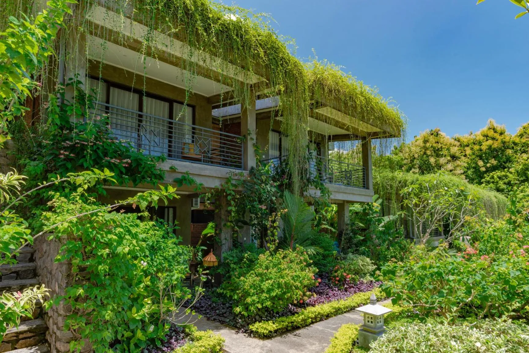 Garden view in Alamanda Lovina Resort