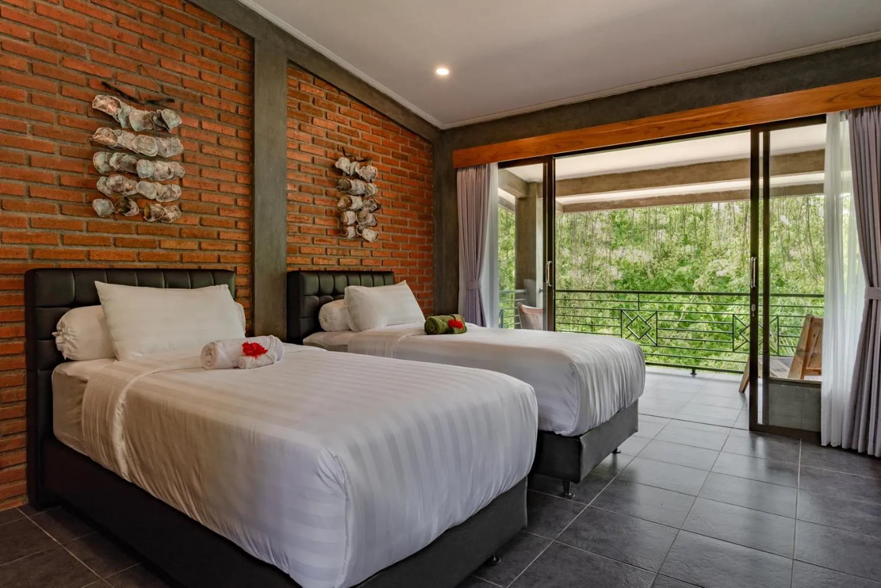 Bed in Alamanda Lovina Resort