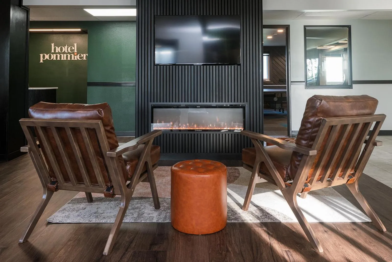 TV and multimedia in Hotel Pommier Chariton