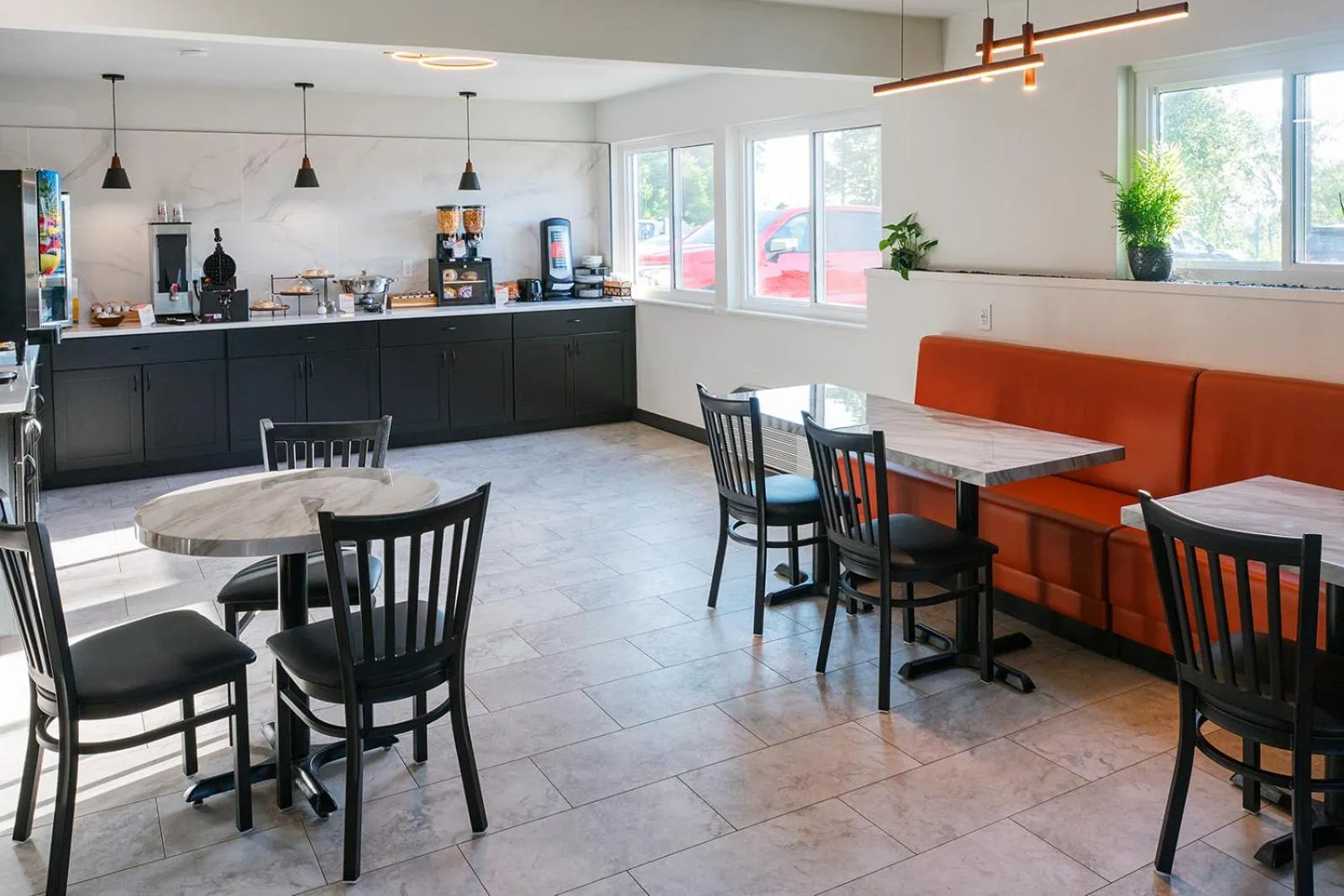 Seating area in Hotel Pommier Chariton