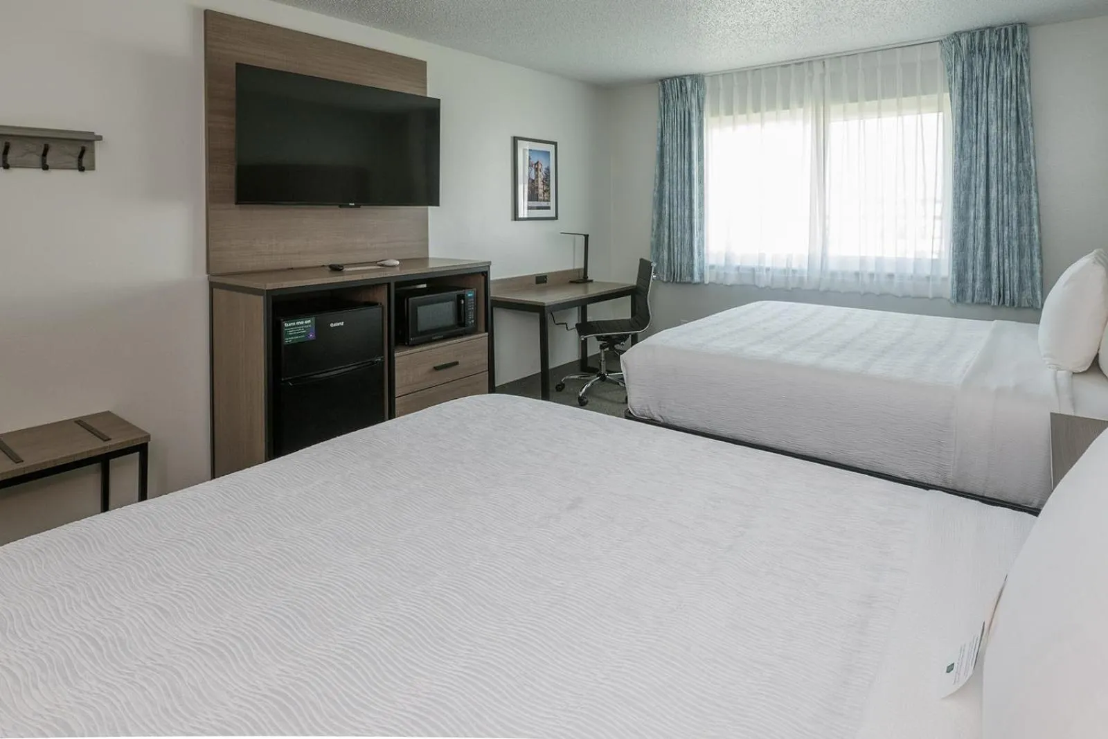 TV and multimedia, Bed in Hotel Pommier Chariton
