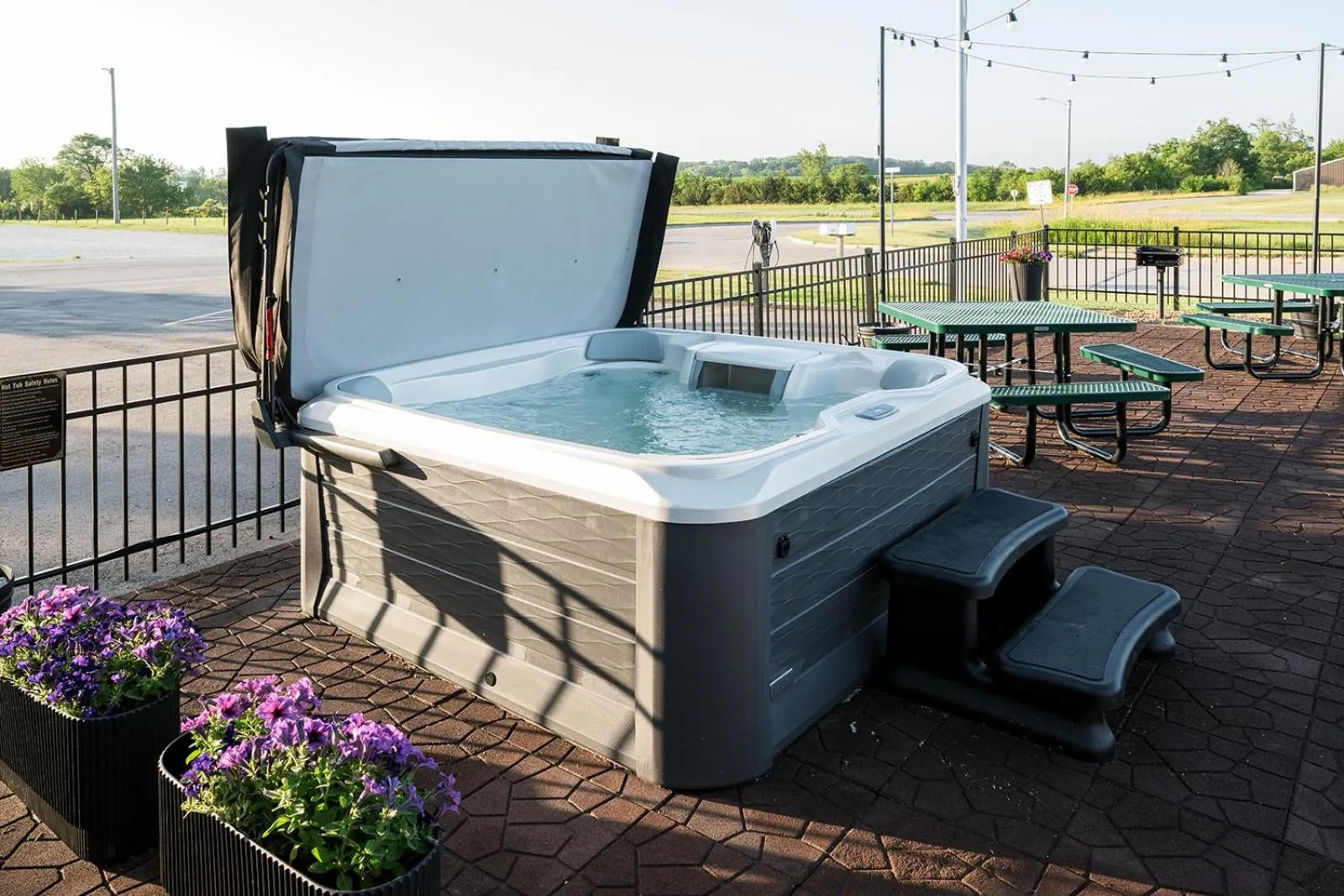 Hot Tub in Hotel Pommier Chariton