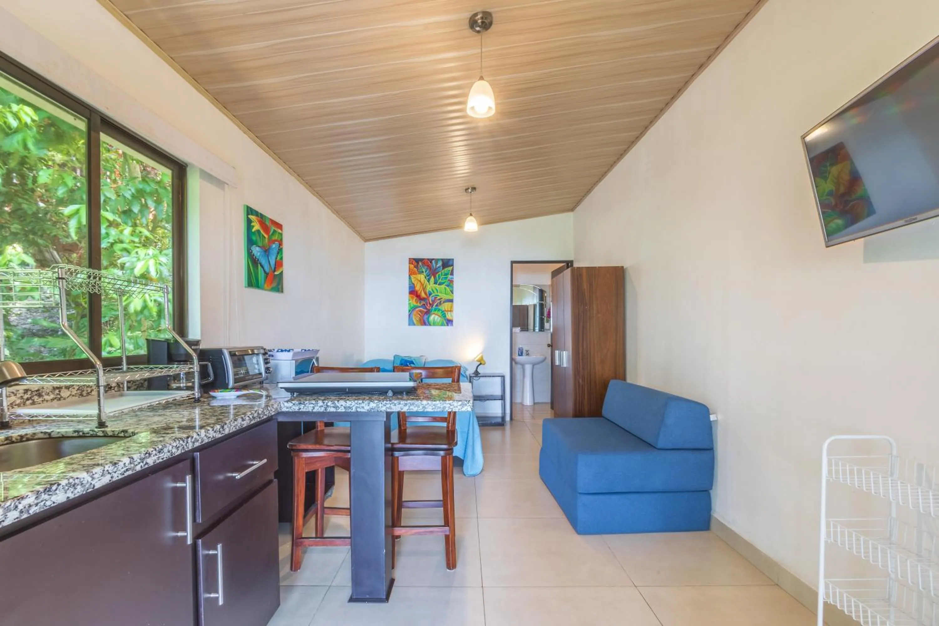 Kitchen or kitchenette in Hotel Villas de la Selva