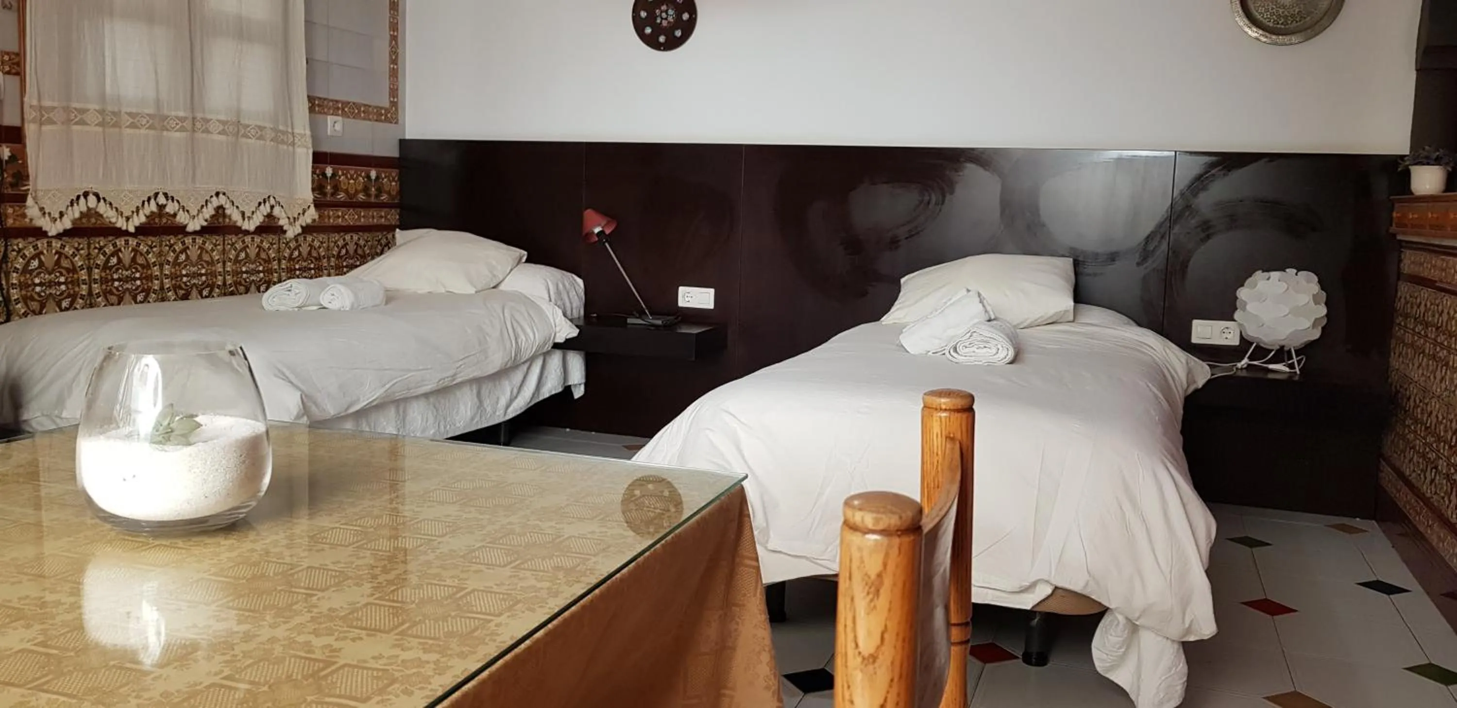 Deluxe Twin Room in 16:9 Los Molinos Suites