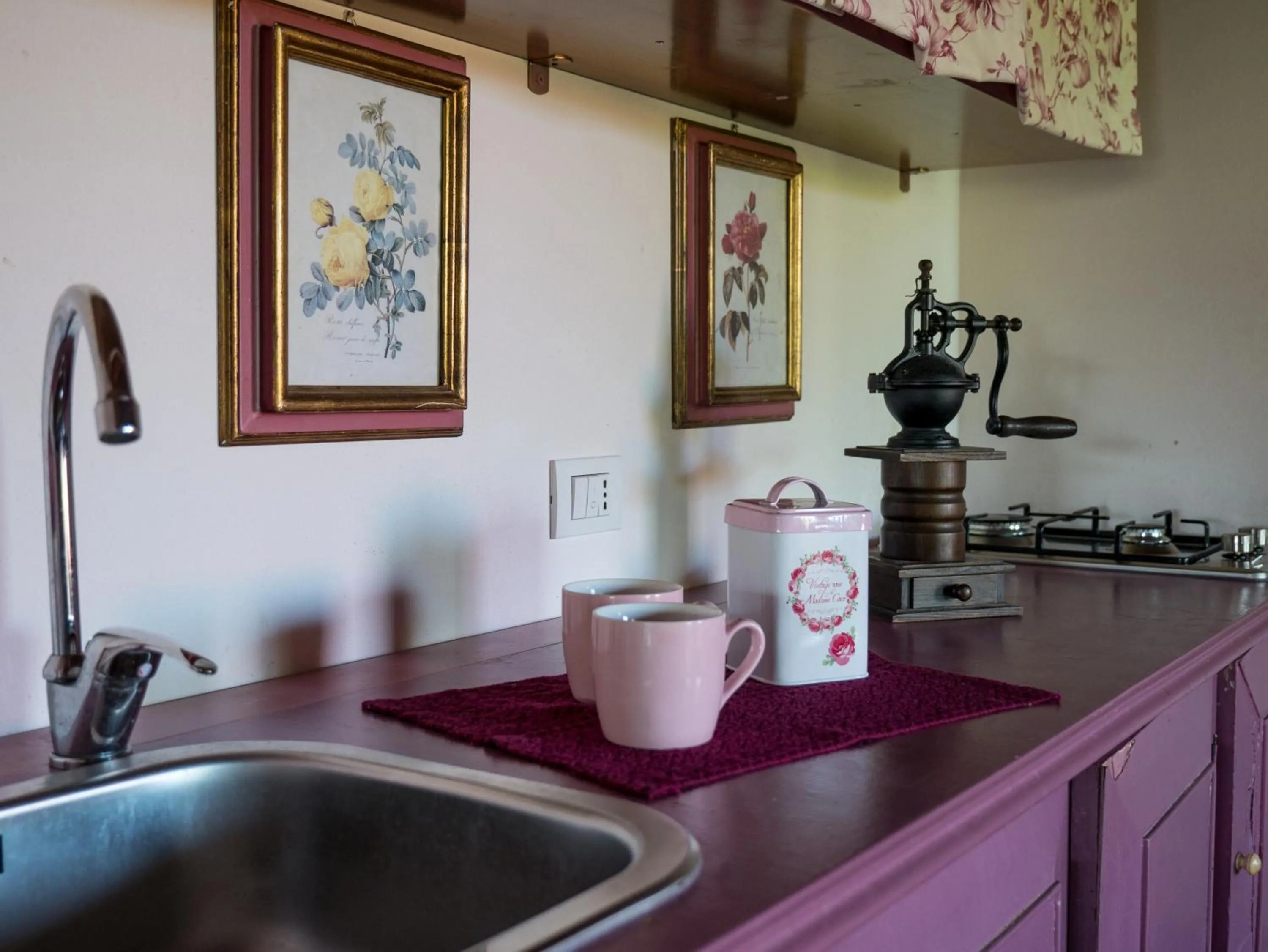 Kitchen or kitchenette in B&B Zelmirà