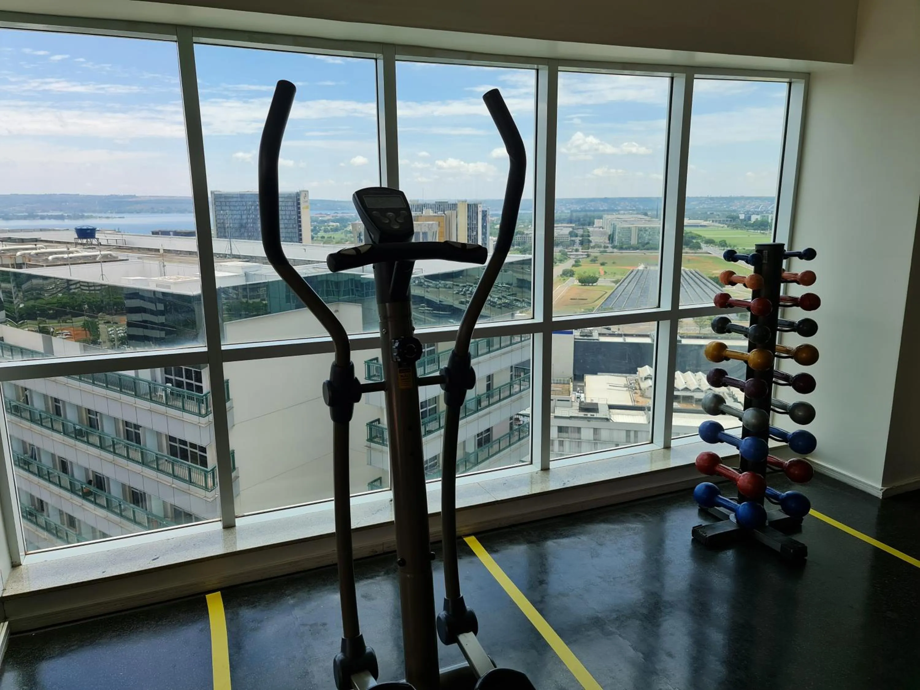 Fitness centre/facilities in Flat Brasília - Setor Hoteleiro Norte