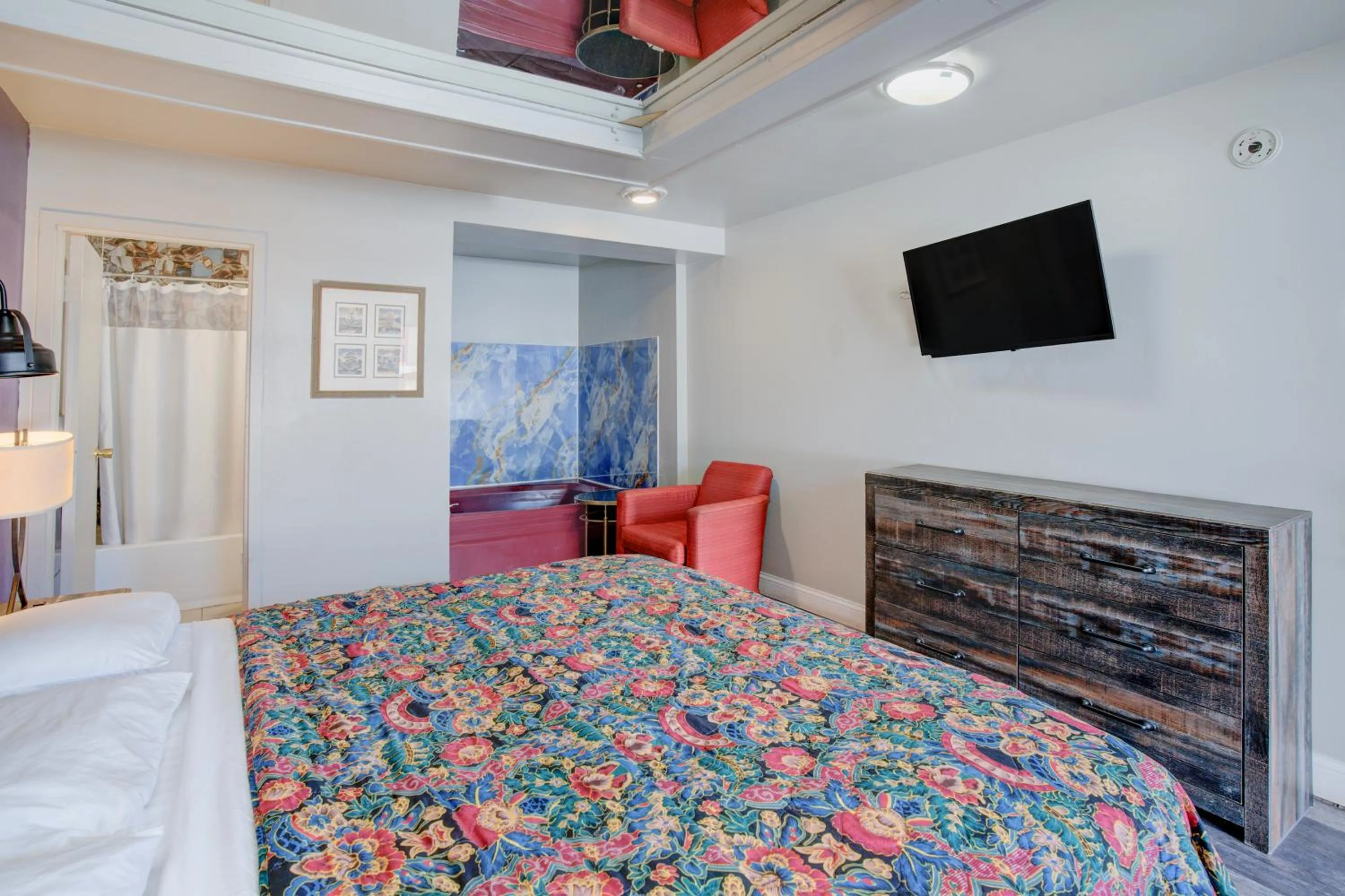 Bedroom, Bed in Hotel O Miami Inn & Suites Chicago Midway Airport