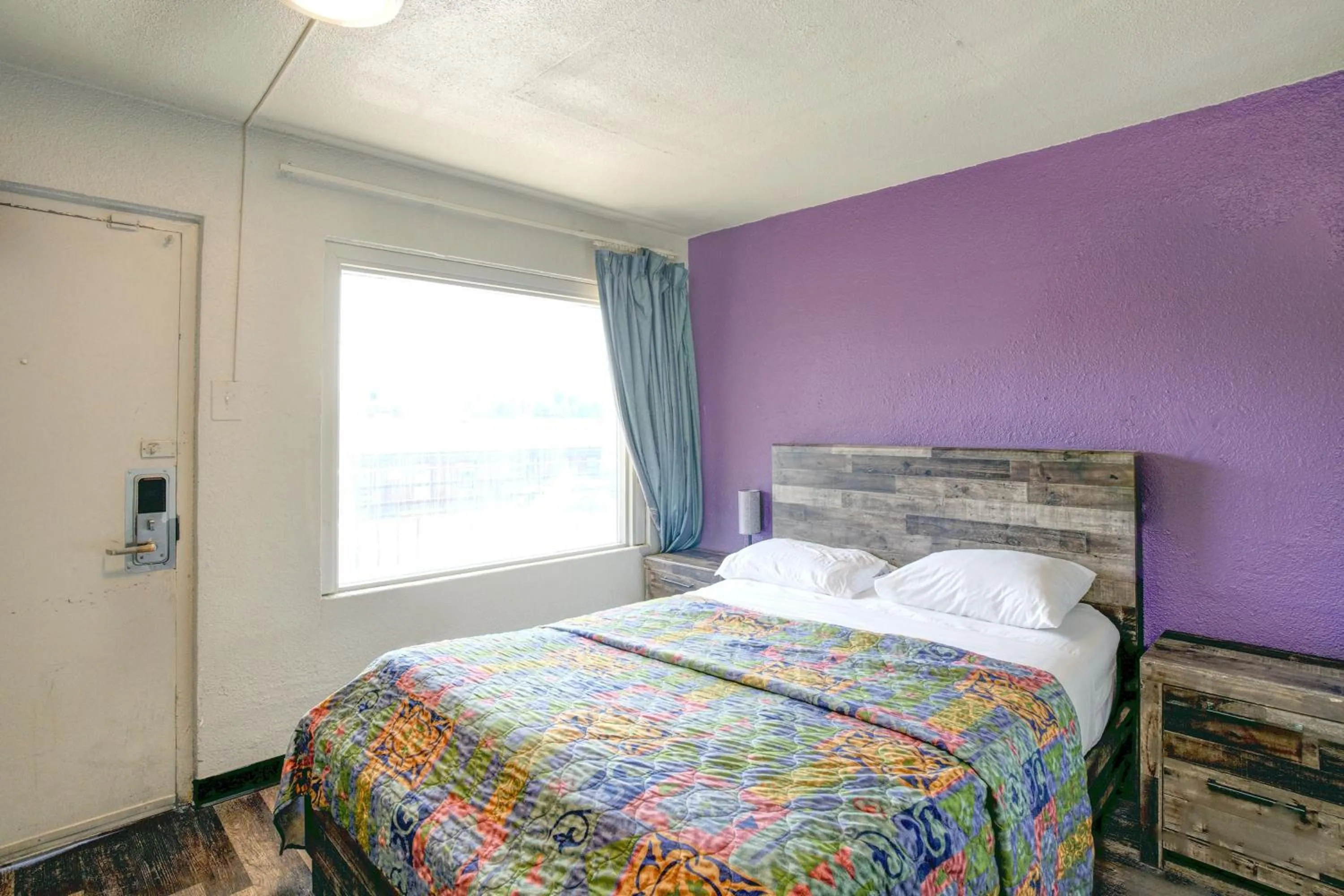 Bedroom, Bed in Hotel O Miami Inn & Suites Chicago Midway Airport