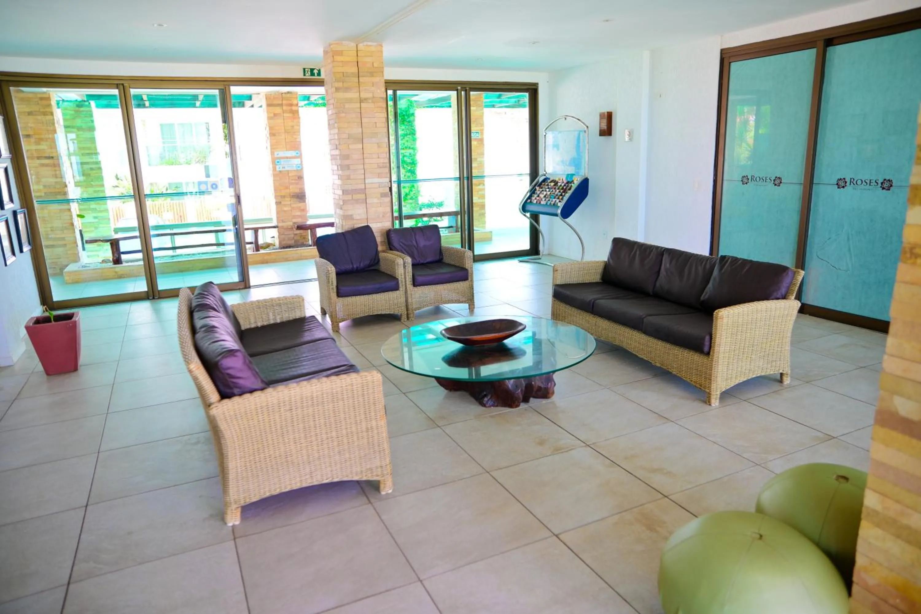 Seating area in Waterfront Residence
