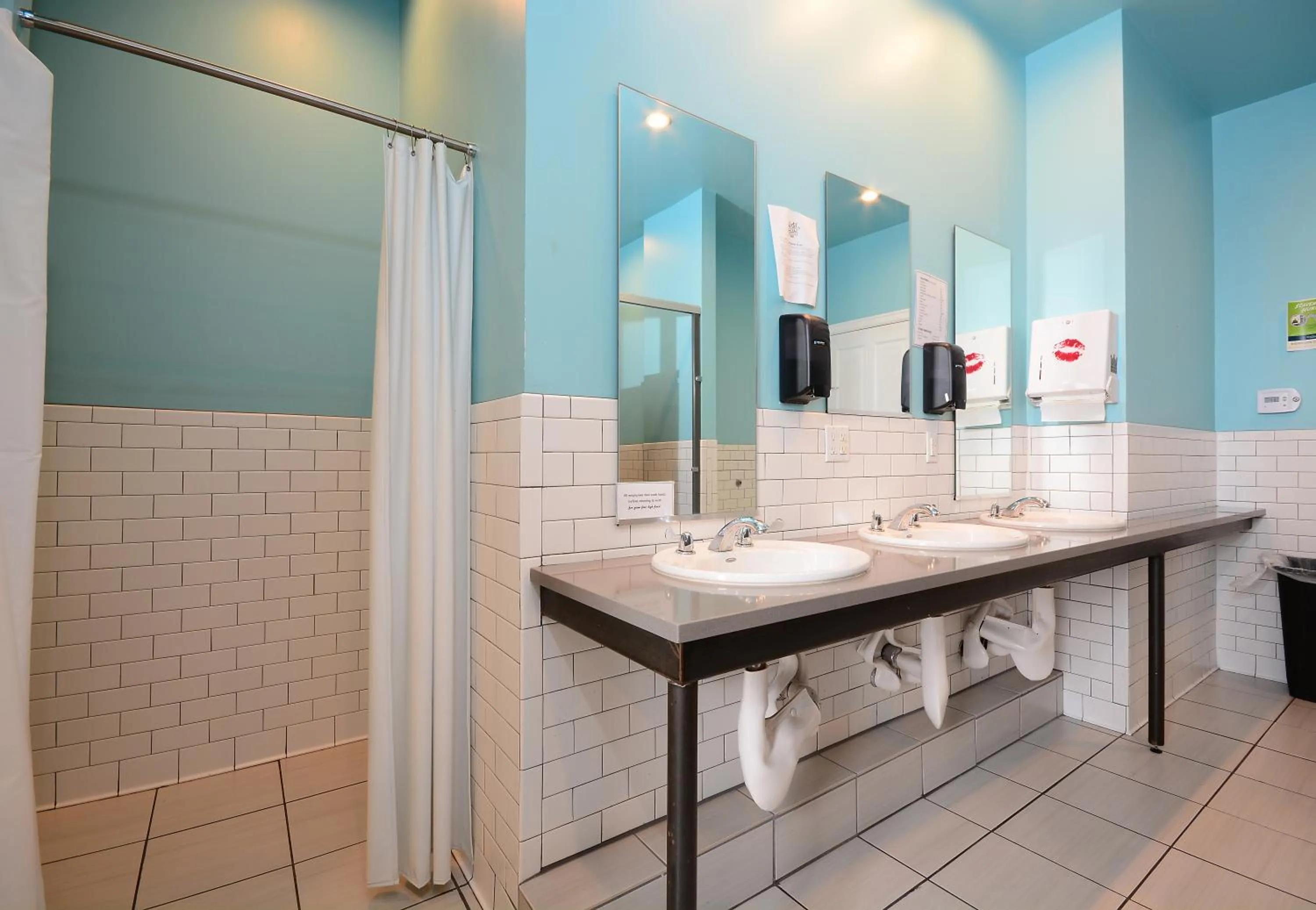 Bathroom in Hostel Fish