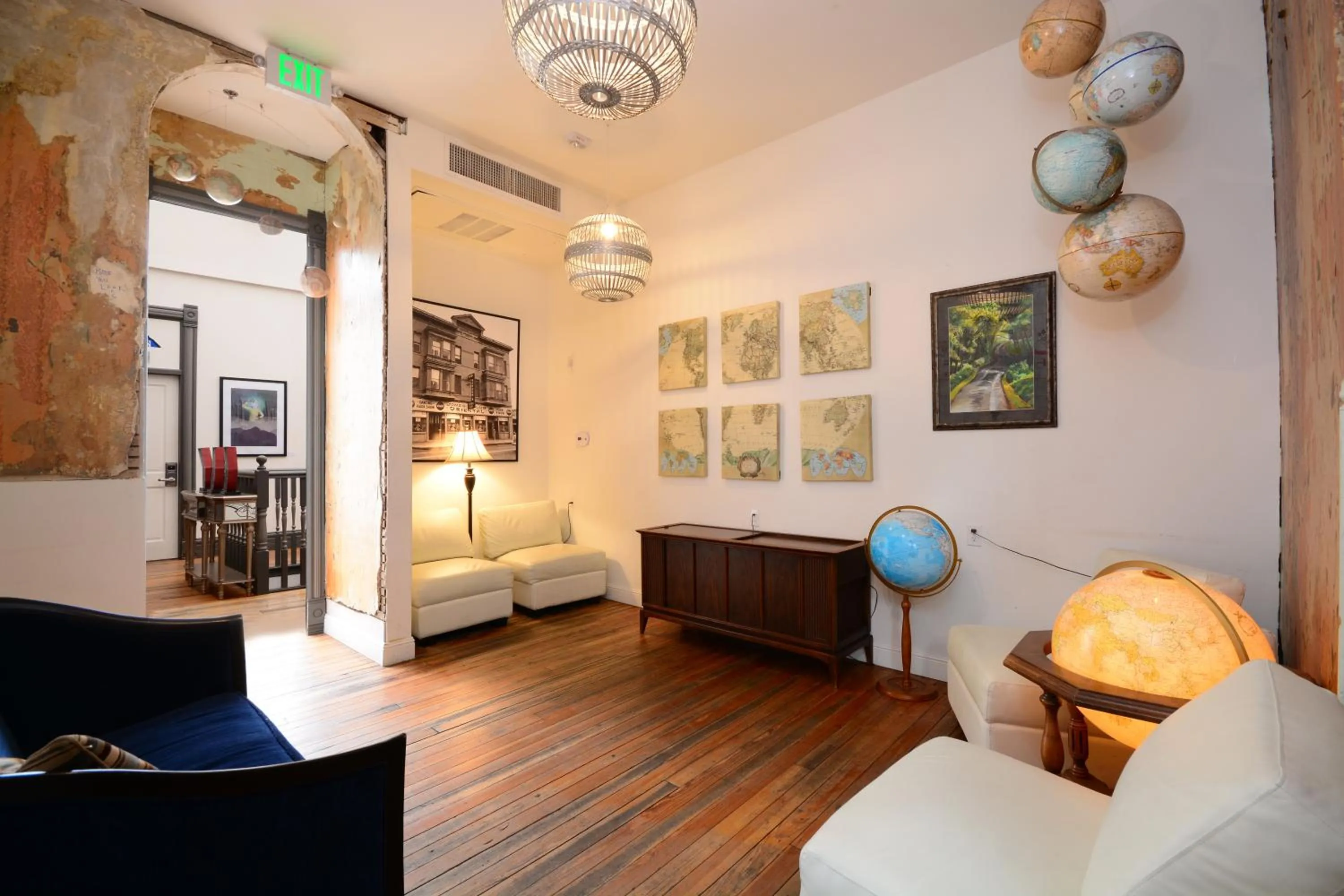 Library in Hostel Fish