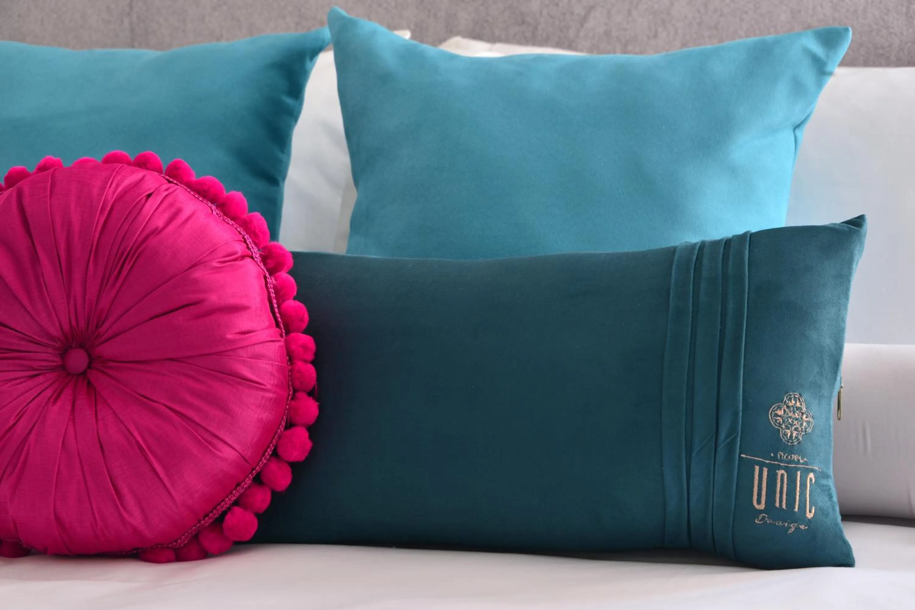 Property logo or sign in Unic Design Hotel & Restaurant- 5th Avenue