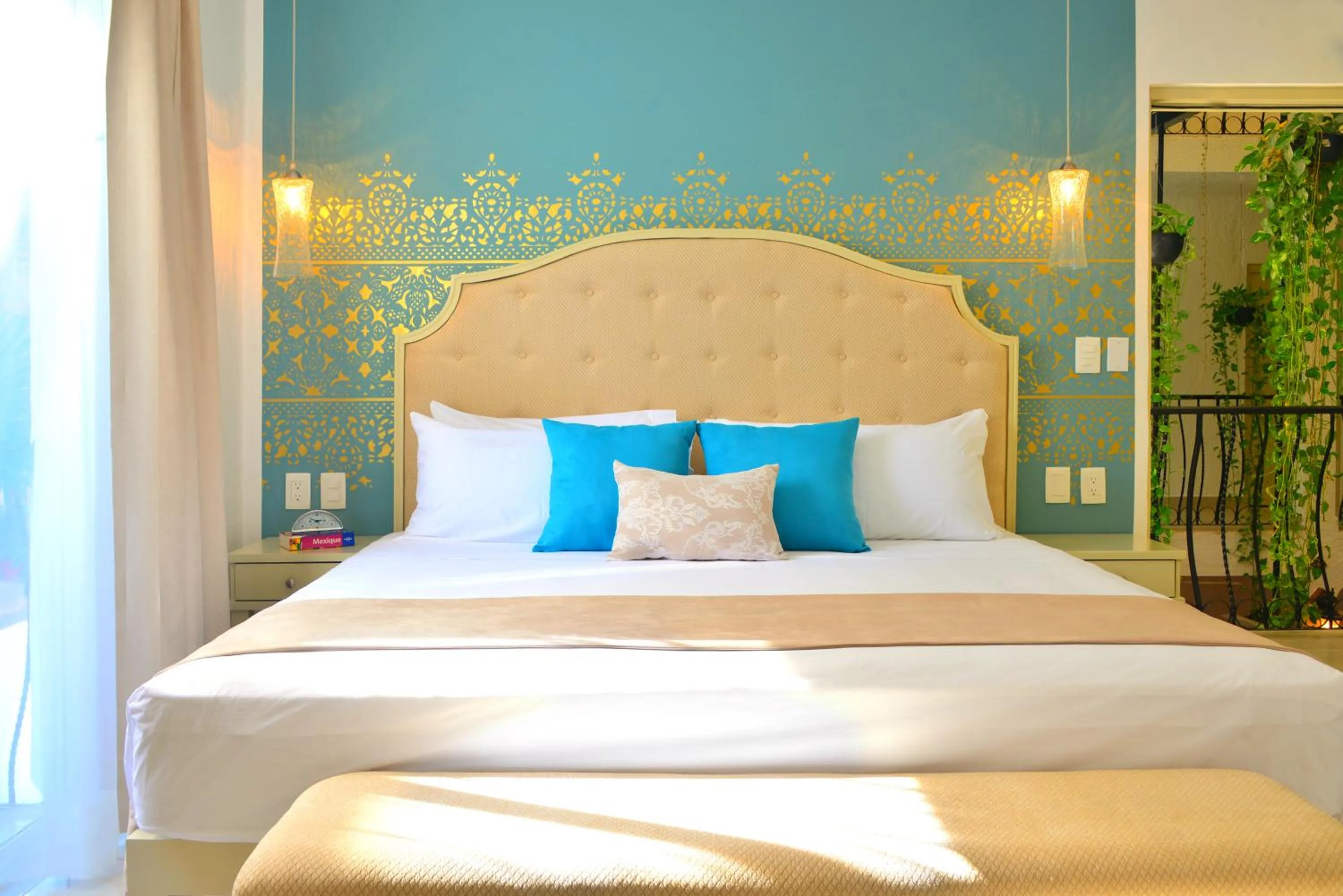 Bed in Unic Design Hotel & Restaurant- 5th Avenue