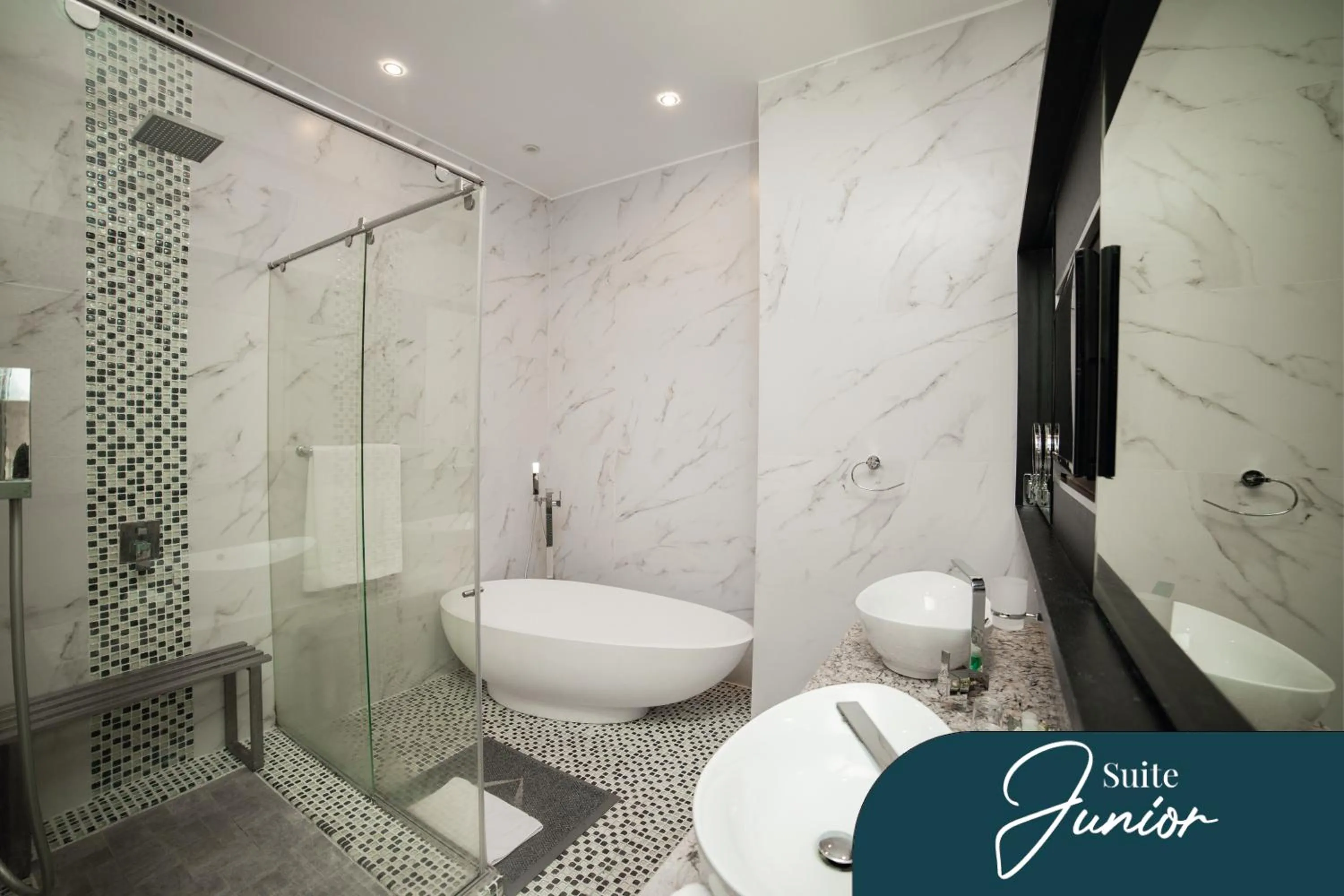 Bathroom in Punta Diamante Premium Hotel