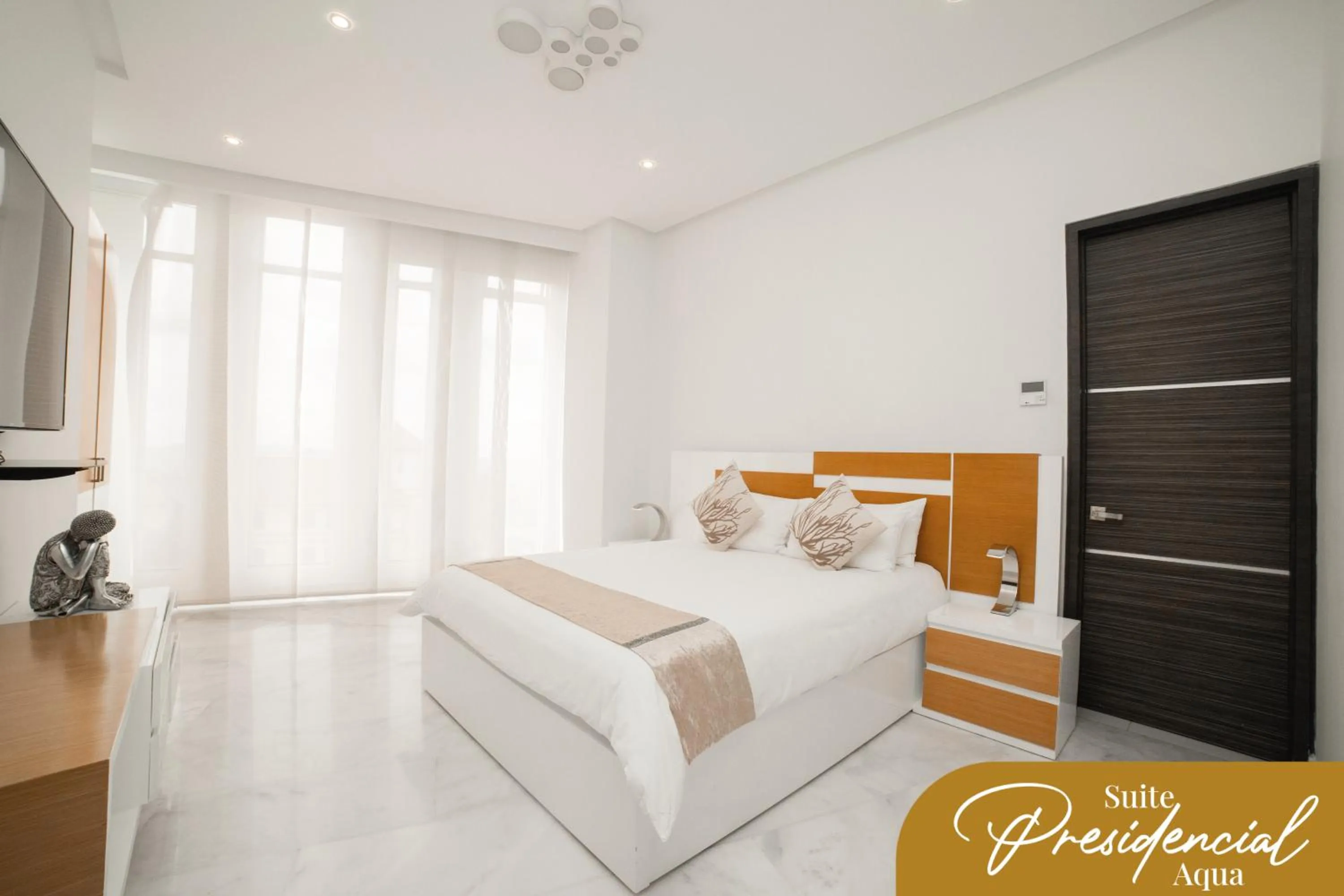 Bedroom, Bed in Punta Diamante Premium Hotel