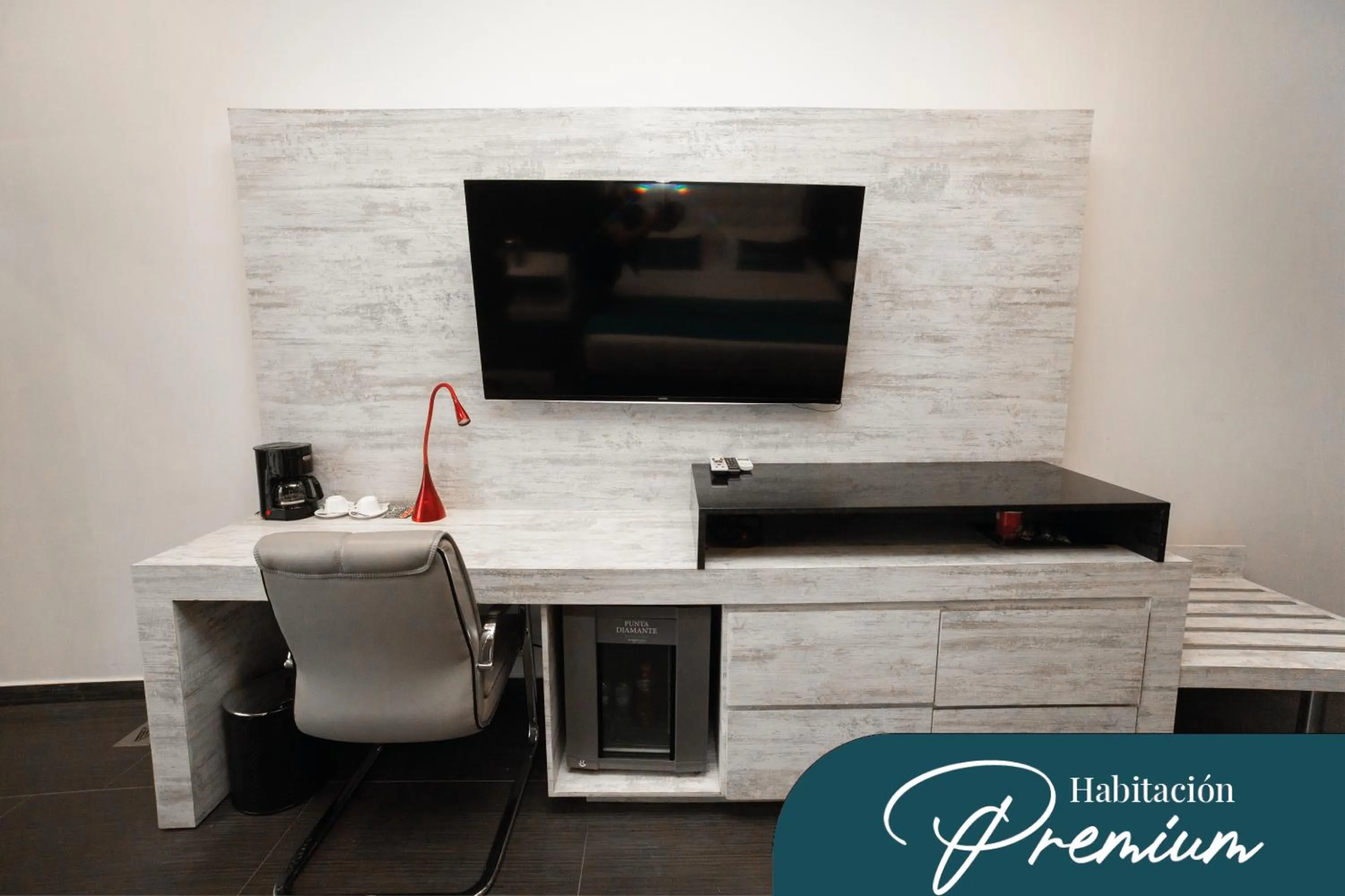 TV and multimedia in Punta Diamante Premium Hotel