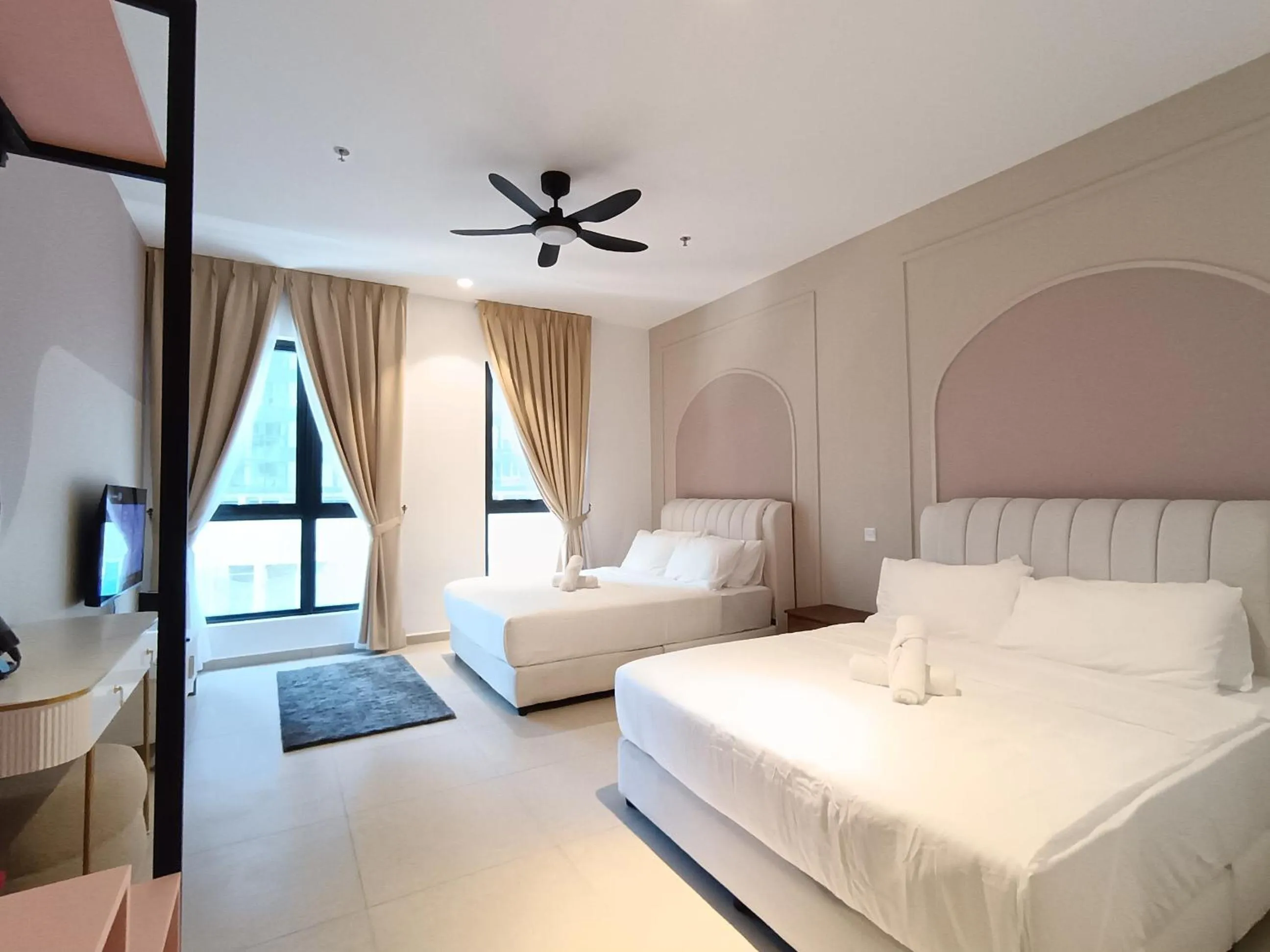 Bed in The Paxtonz by Manhattan Group