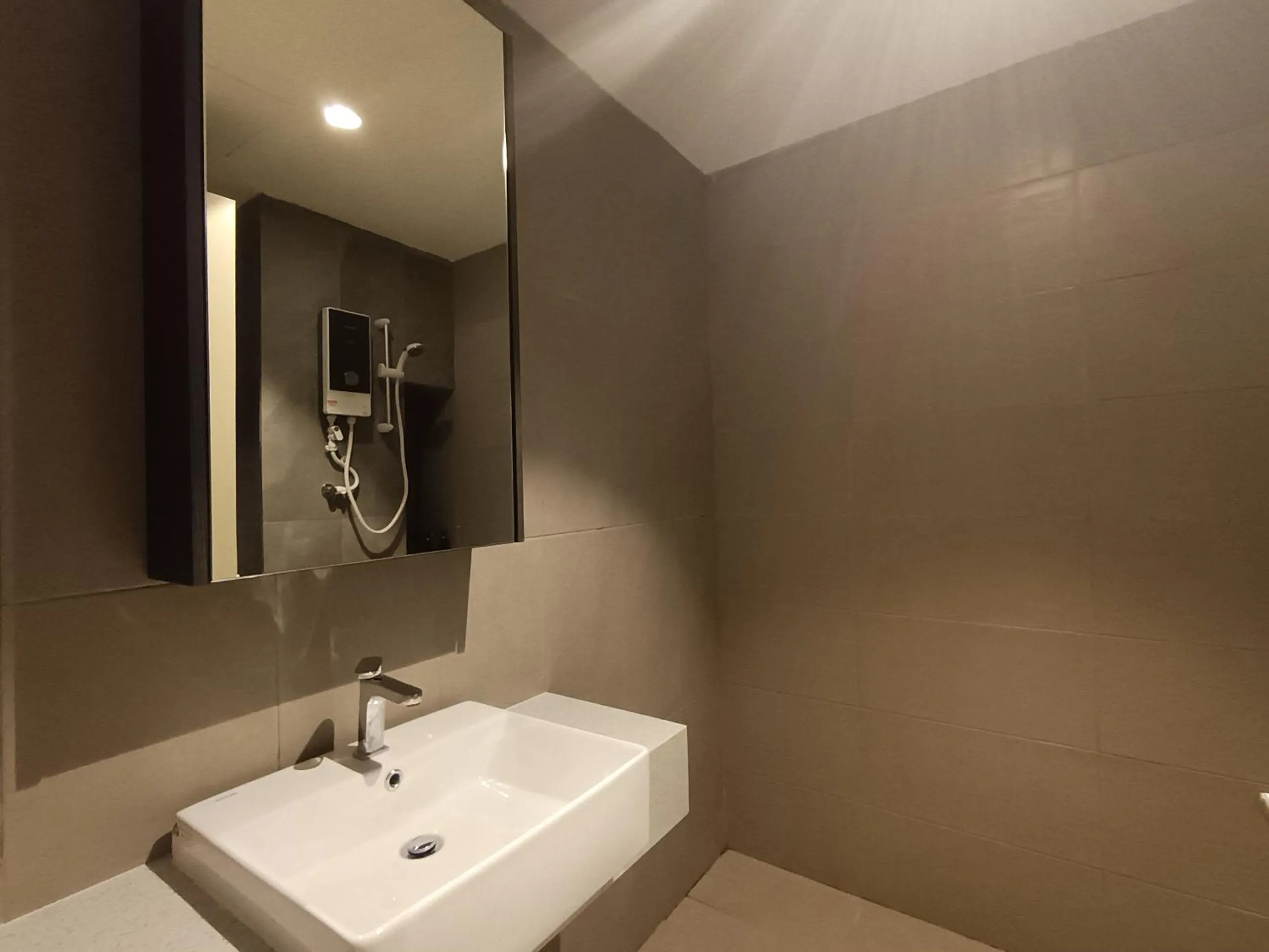 The Paxtonz by Manhattan Group