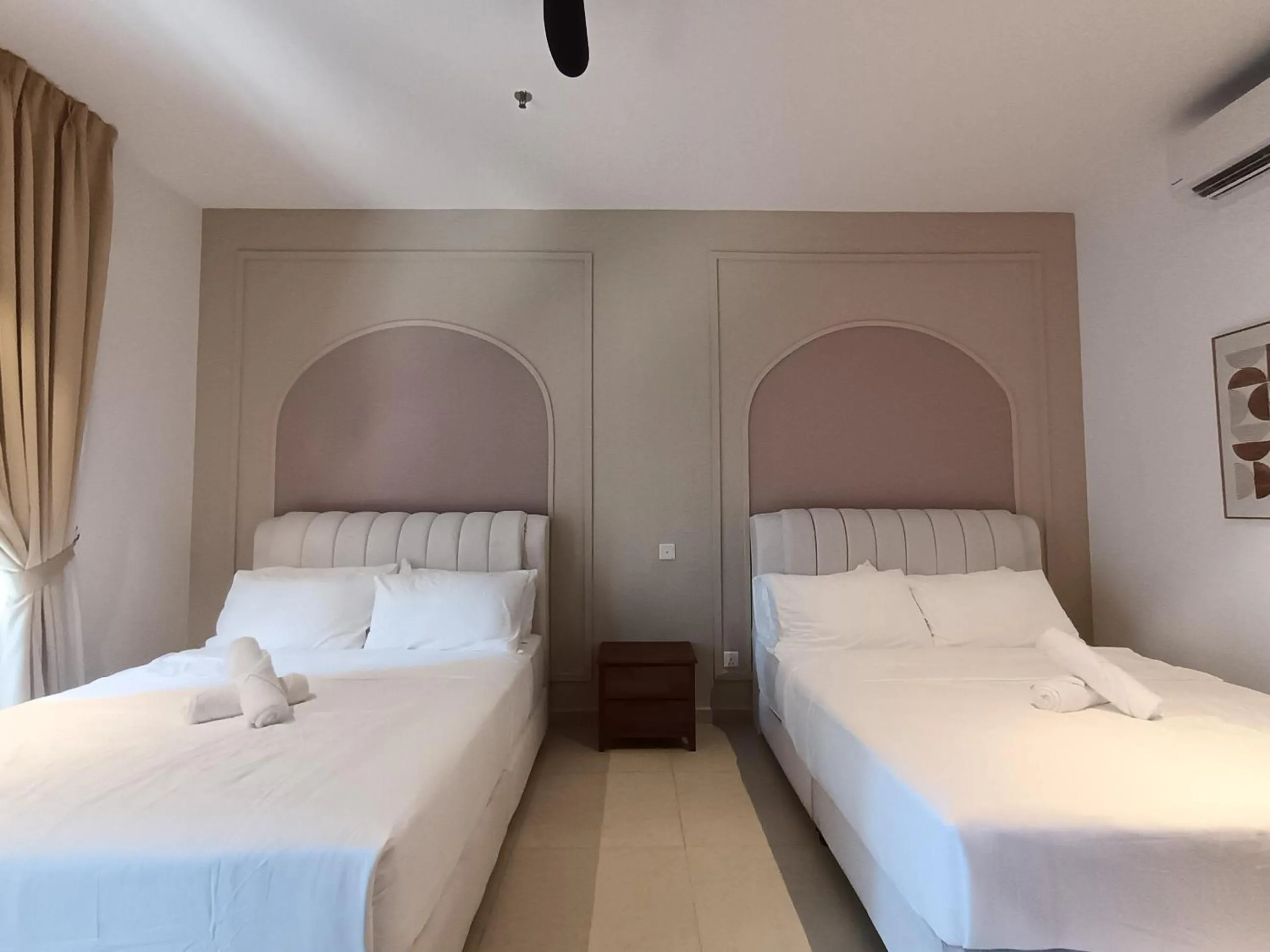 Bed in The Paxtonz by Manhattan Group