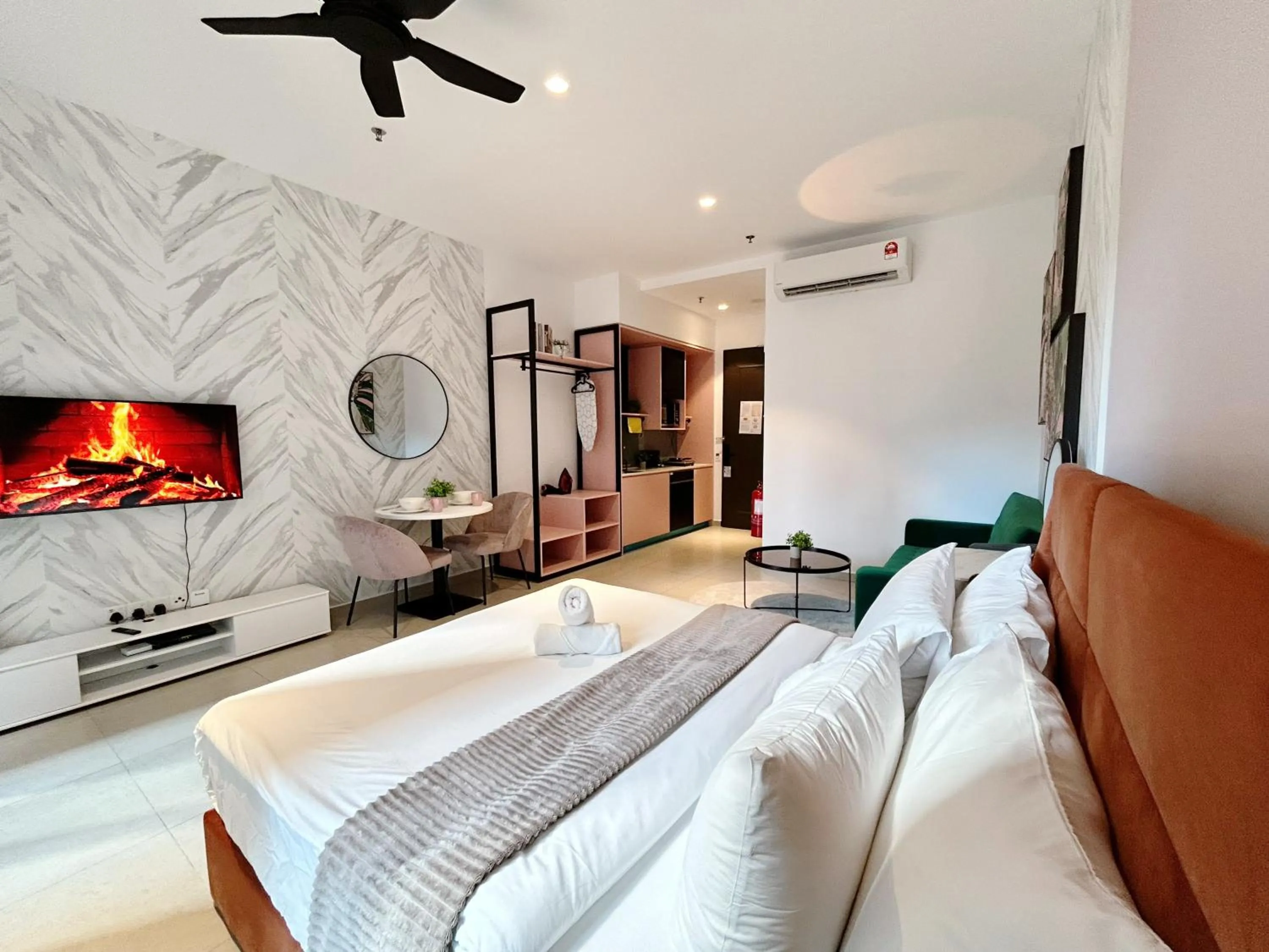 Bed in The Paxtonz by Manhattan Group