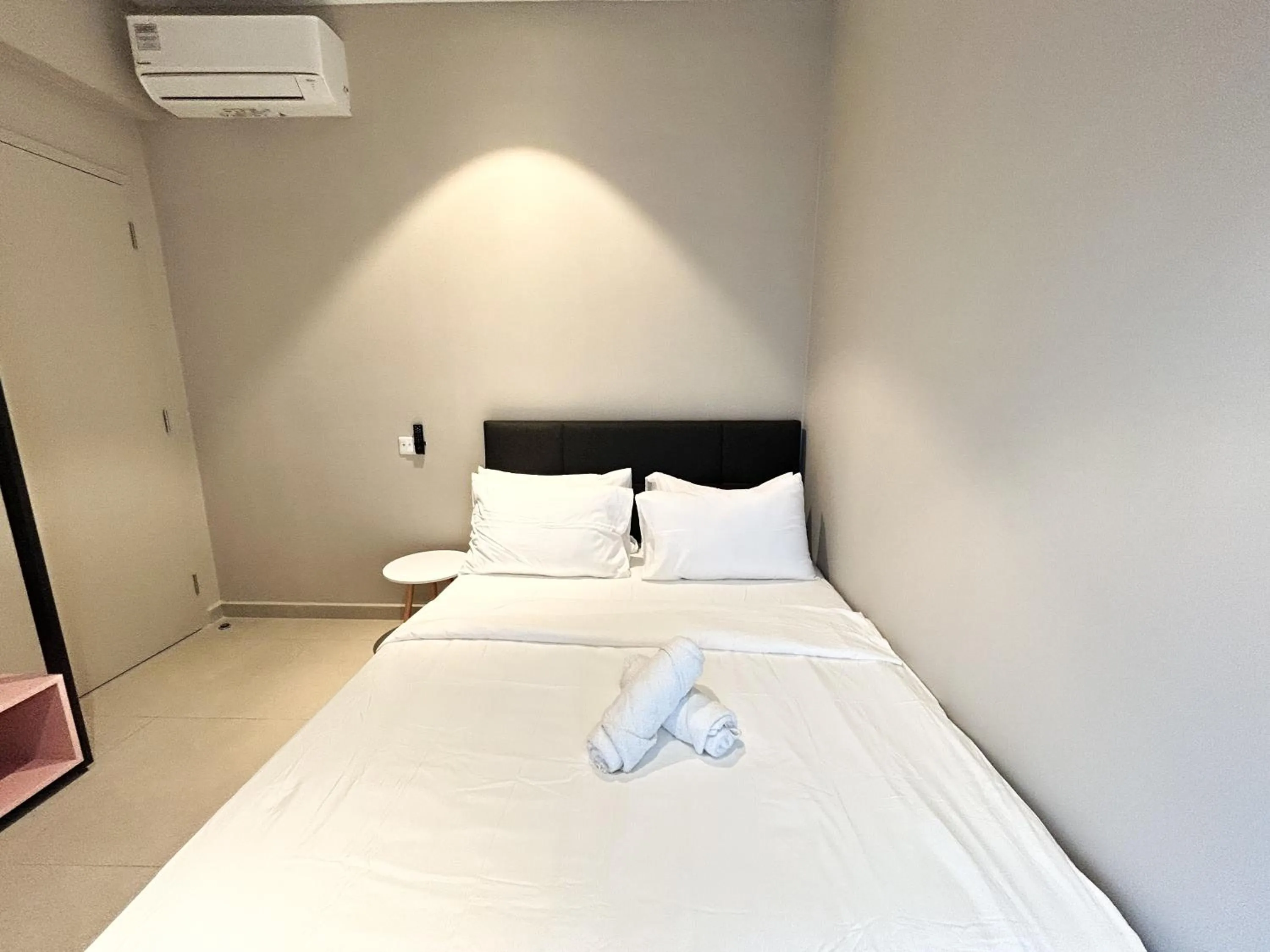 Bed in The Paxtonz by Manhattan Group