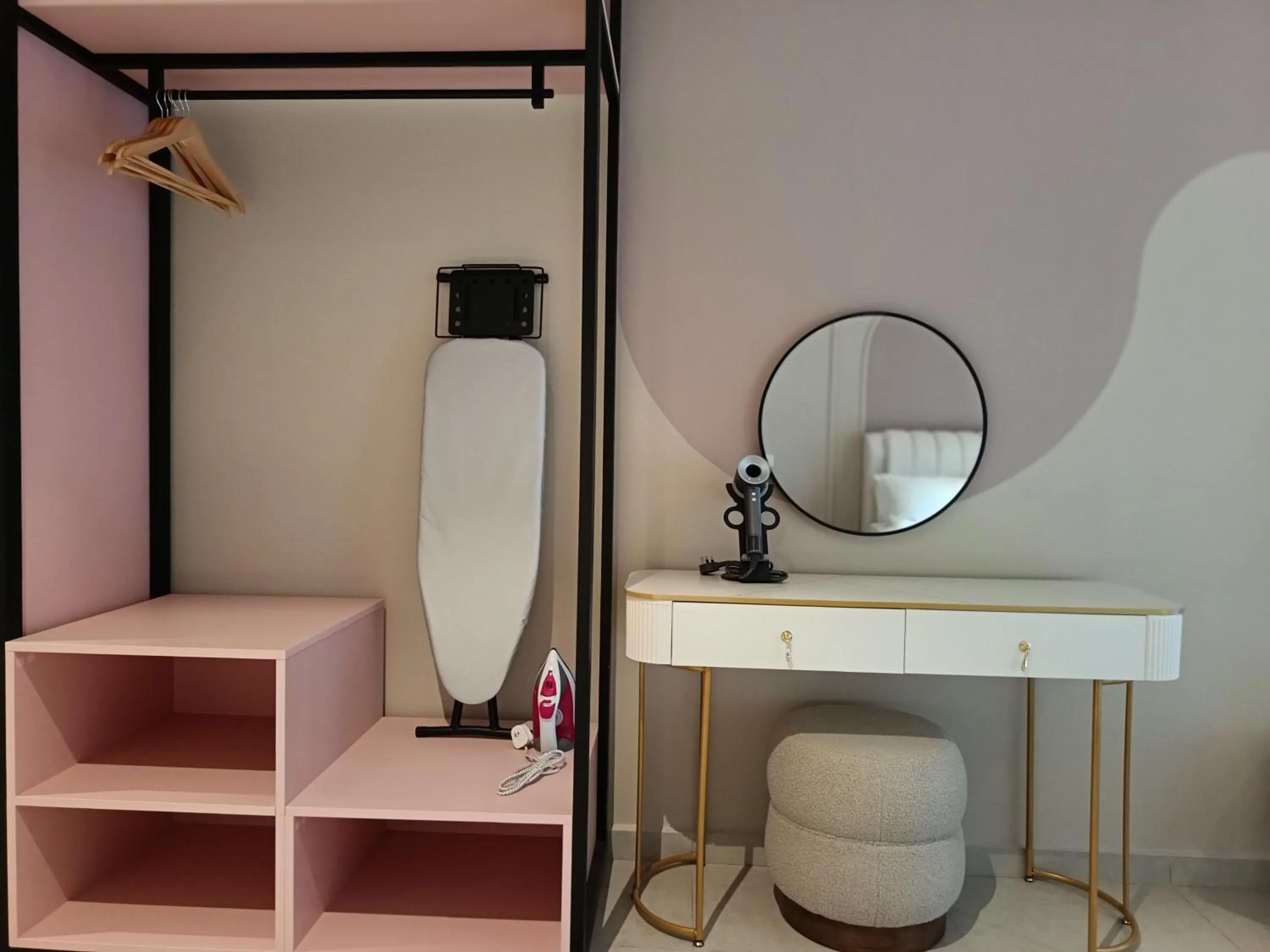 The Paxtonz by Manhattan Group