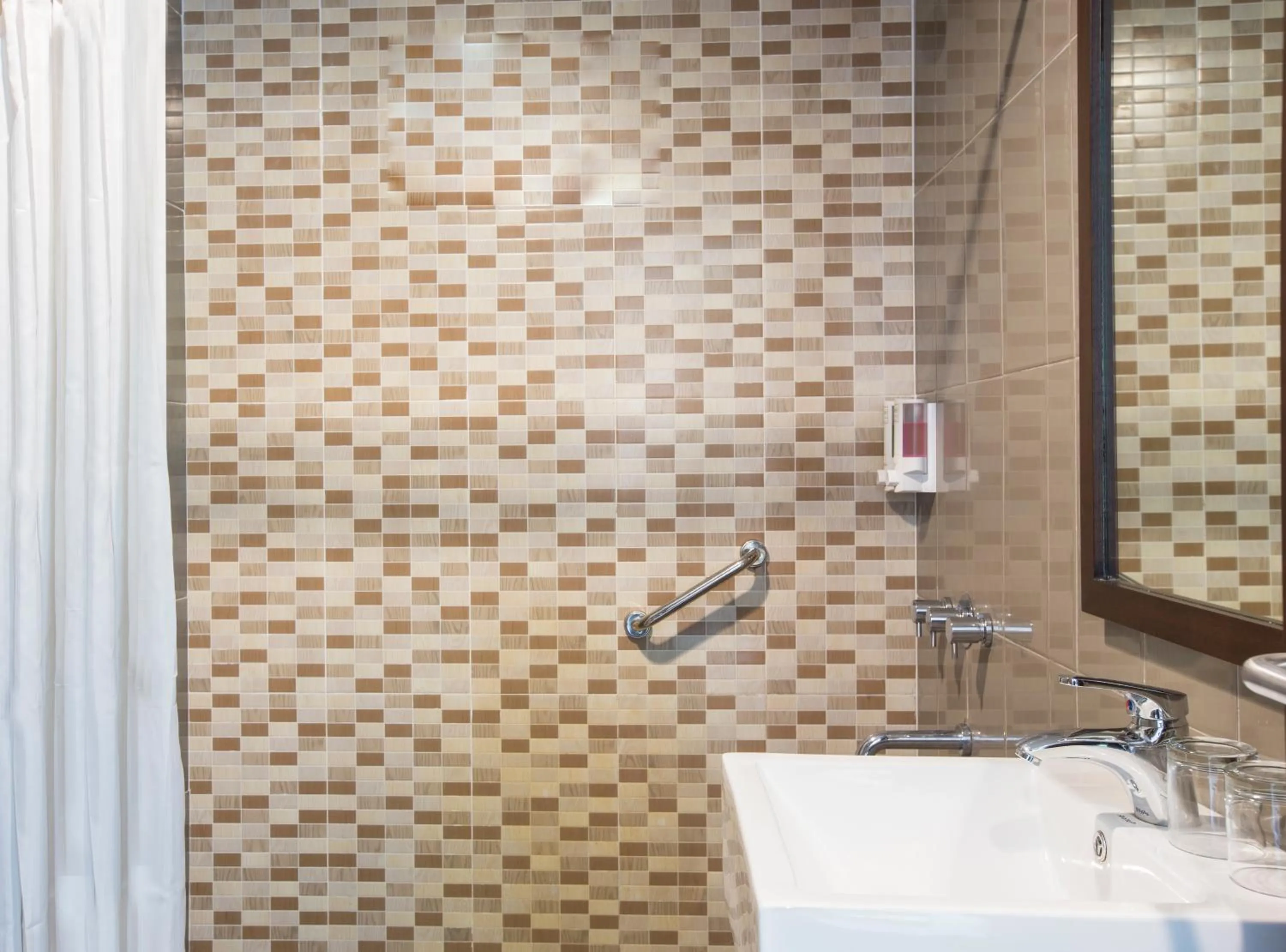 Bathroom in Amaris Hotel Bengkulu