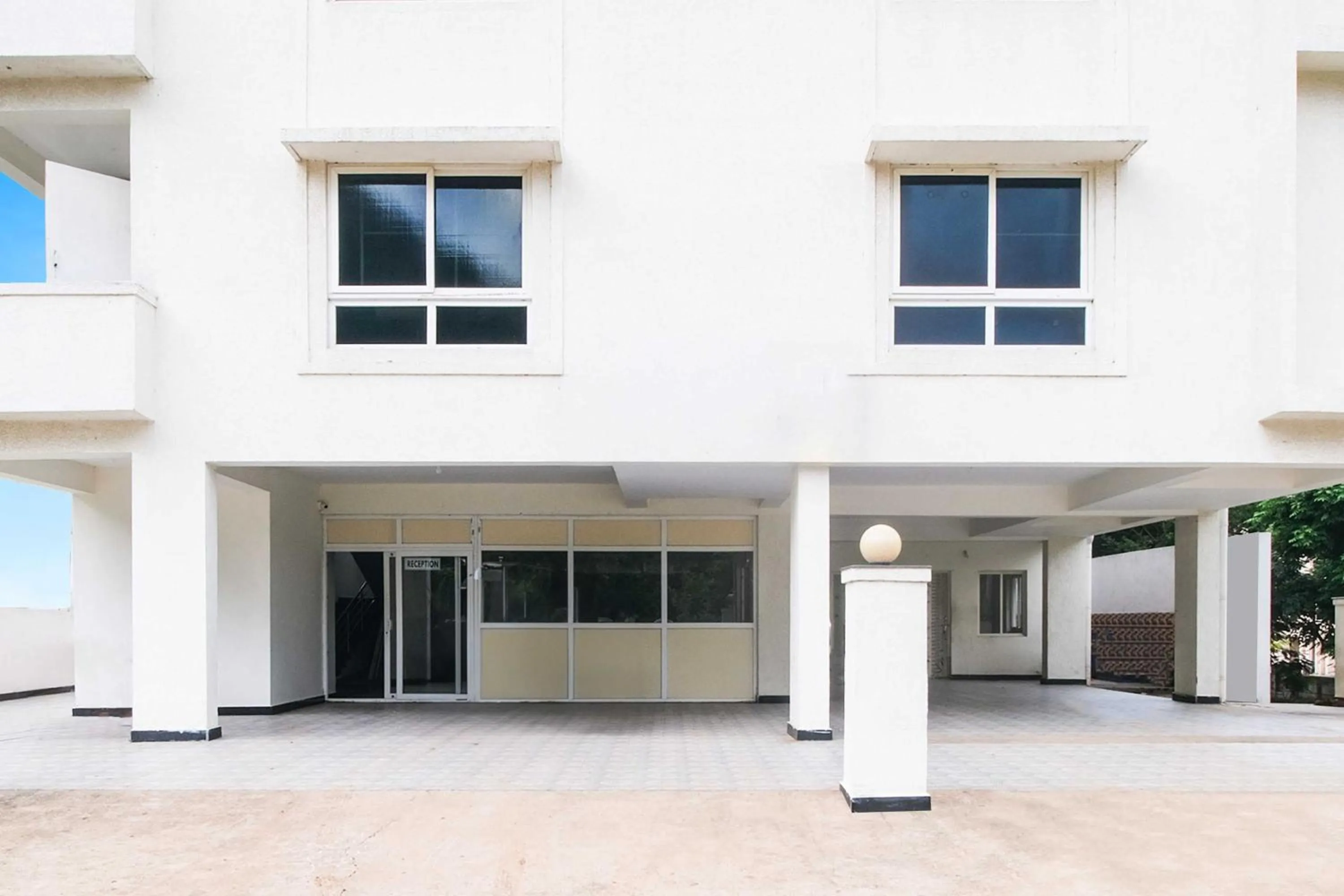 Facade/entrance in Collection O Rushikonda Beach Near GITAM