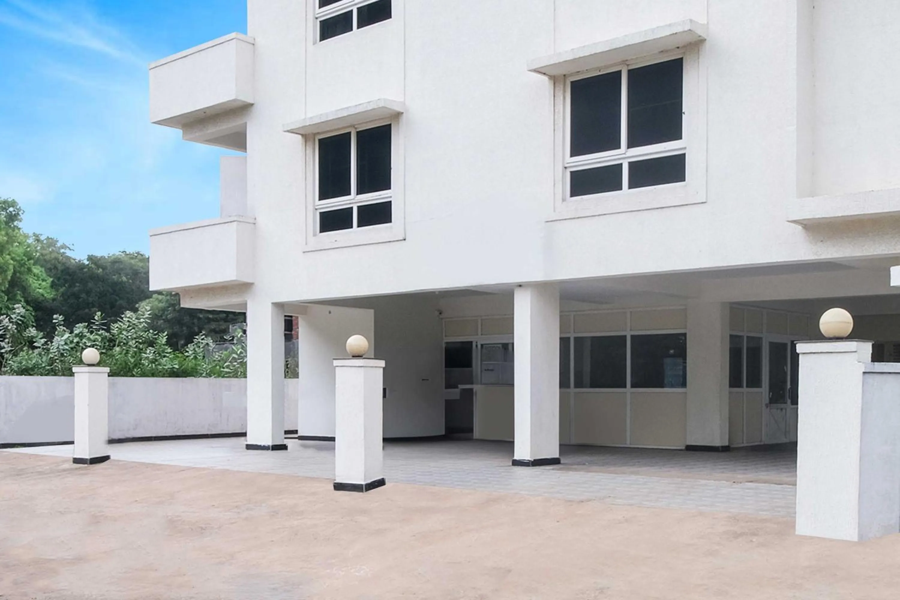 Facade/entrance in Collection O Rushikonda Beach Near GITAM