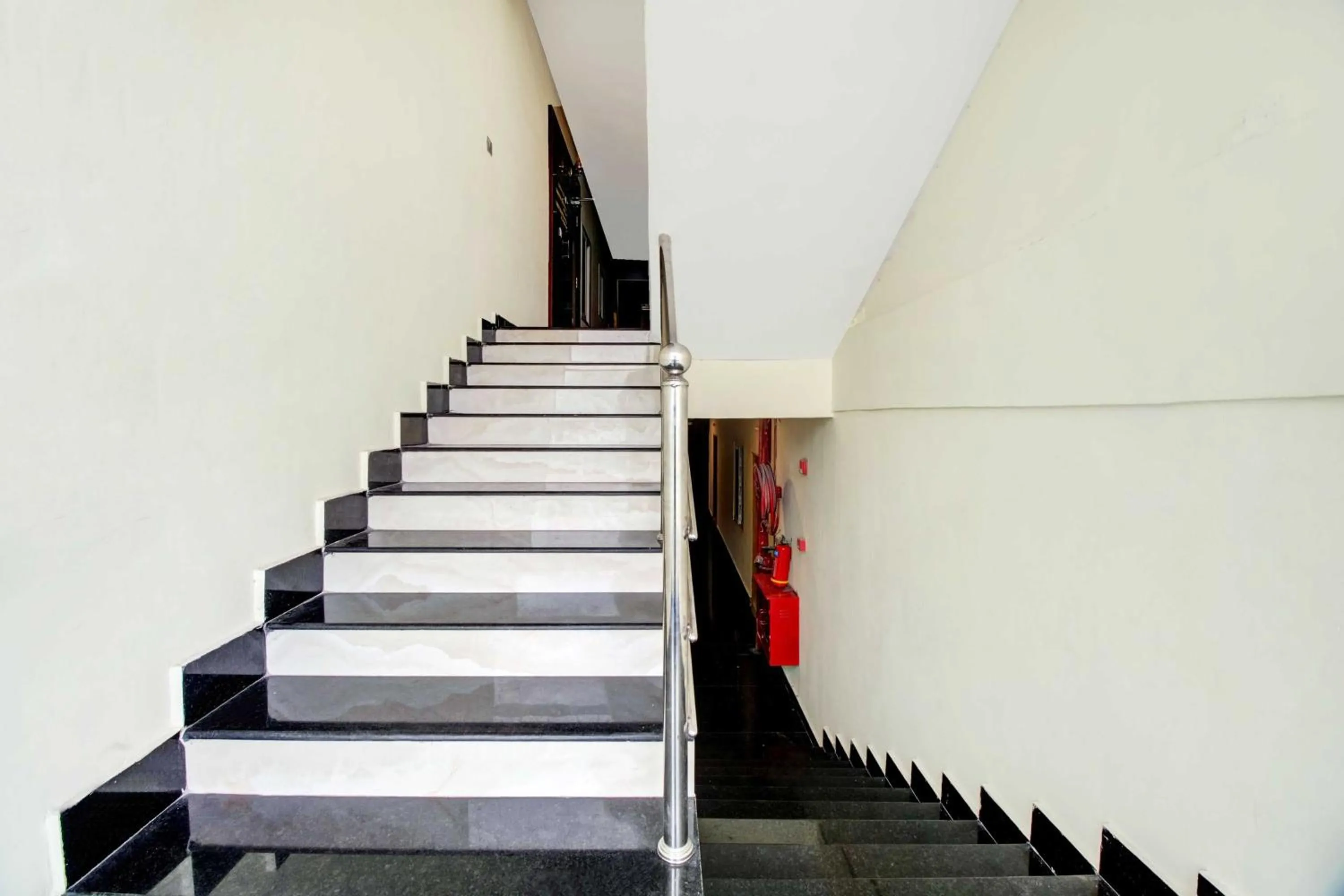 Lobby or reception in Collection O Visakhapatnam Government Institute of Chemical Engineering
