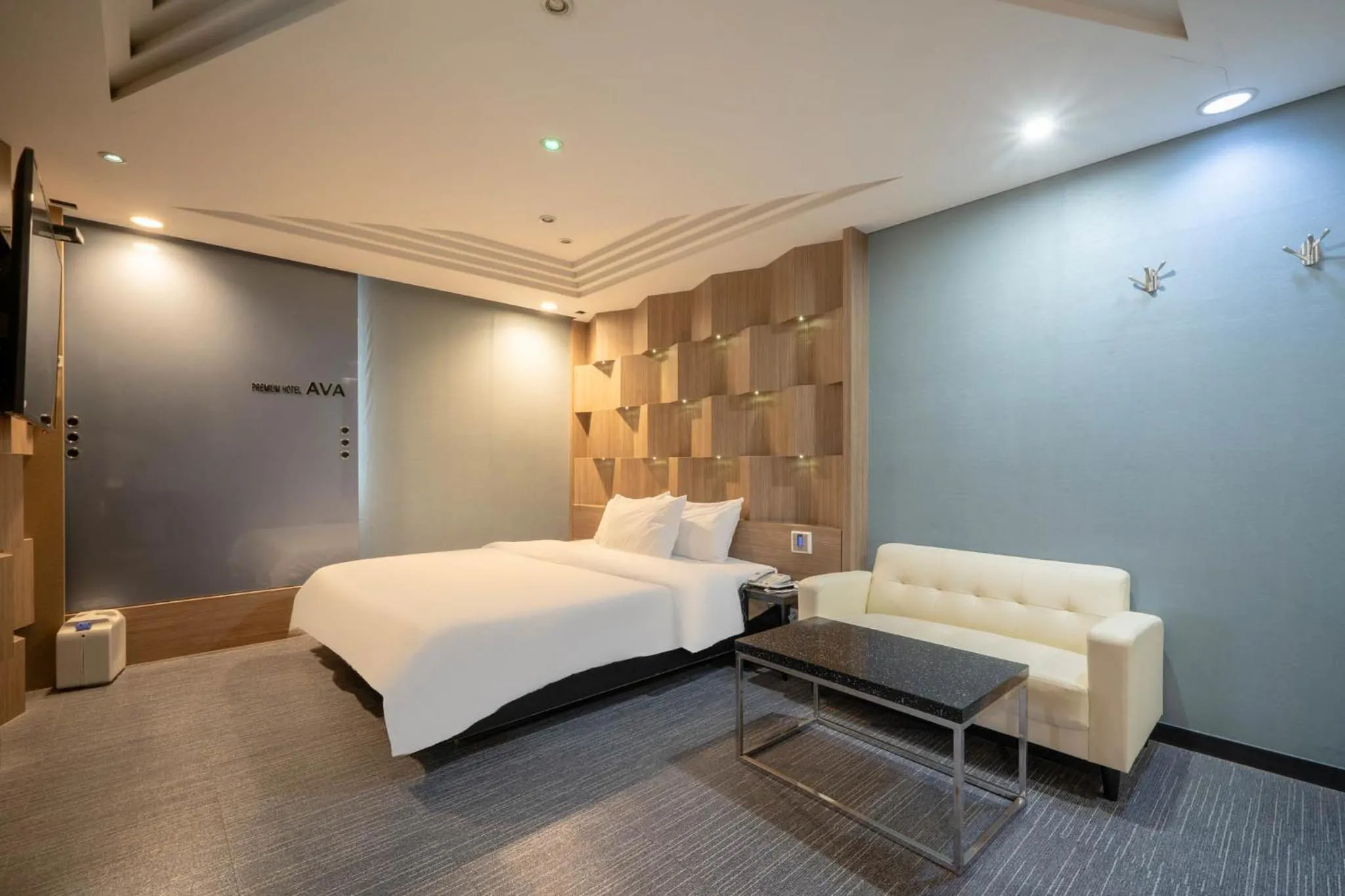 Bed in Changwon Ava Hotel
