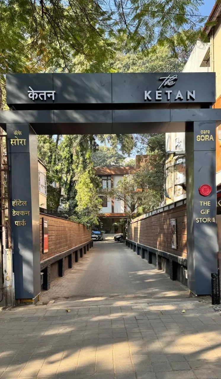 Facade/entrance in Hotel Ketan