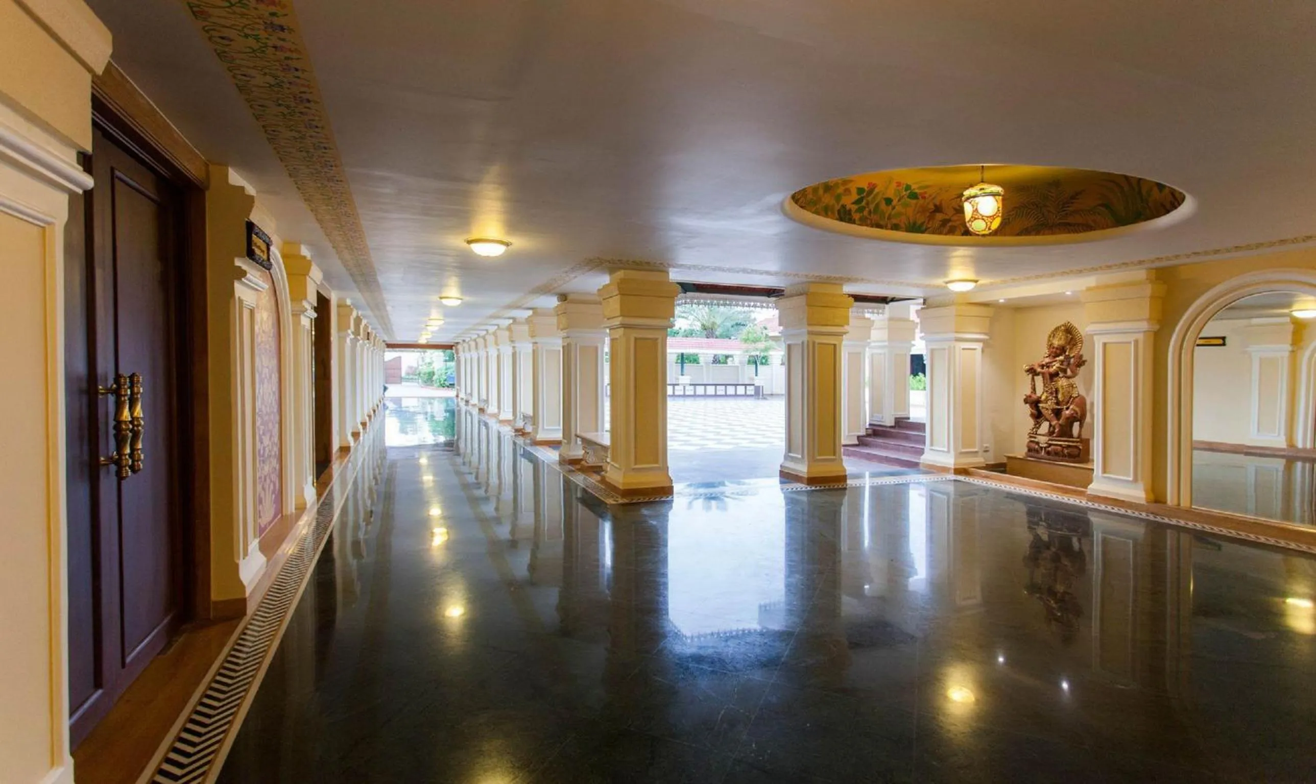 Business facilities in Regency Lagoon Resort