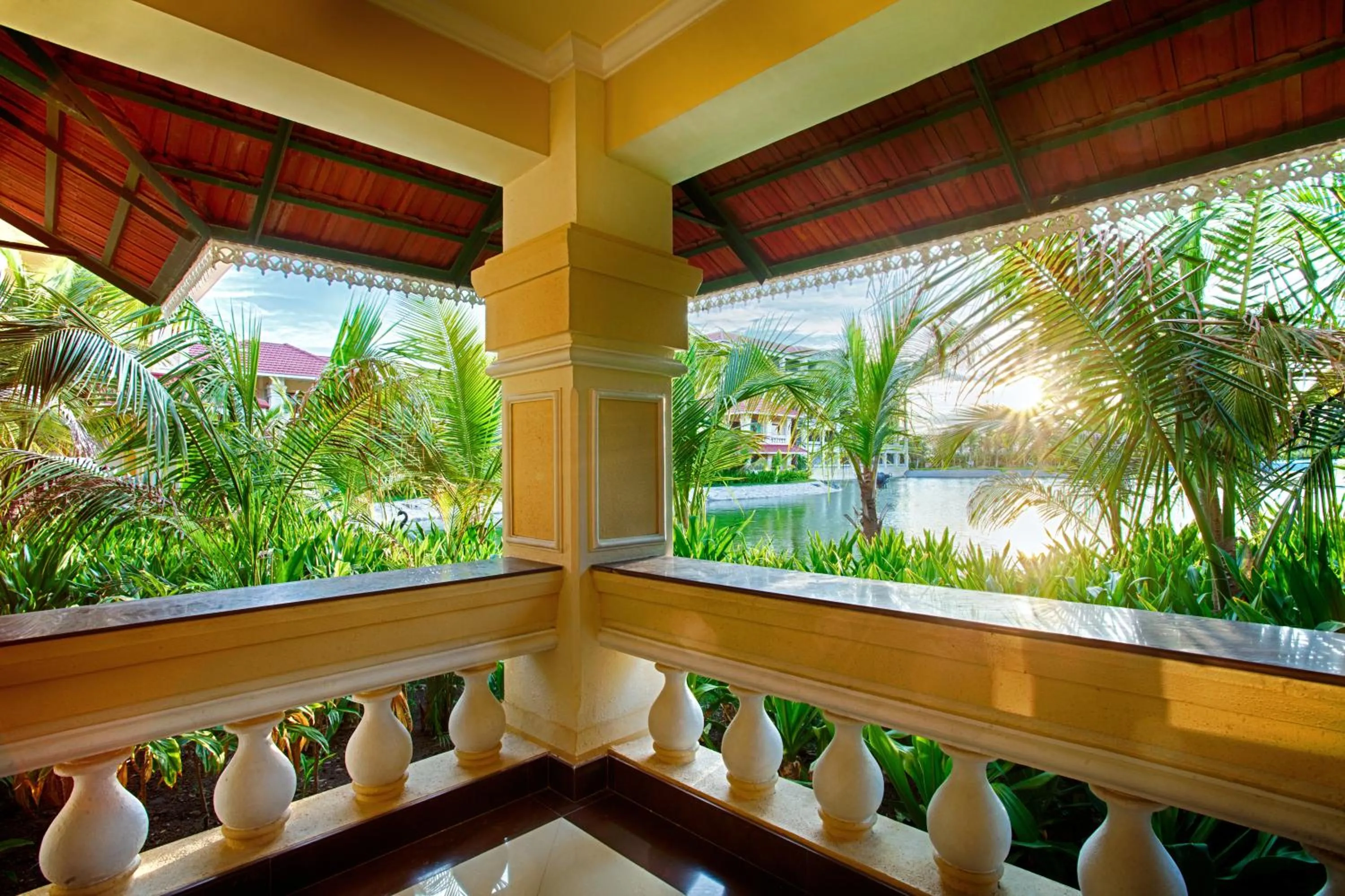 Balcony/Terrace in Regency Lagoon Resort