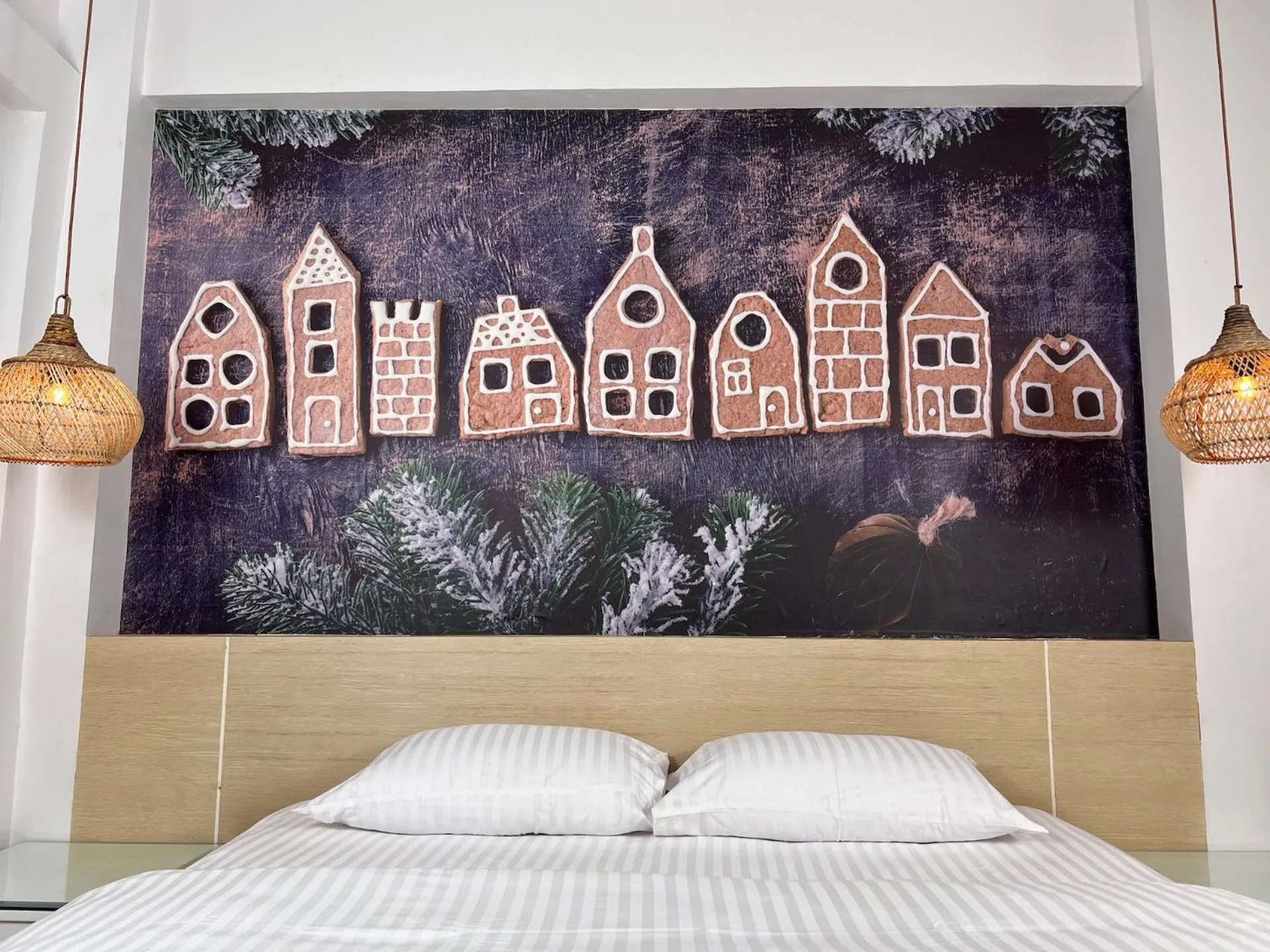 Bed in Fastrooms Bekasi