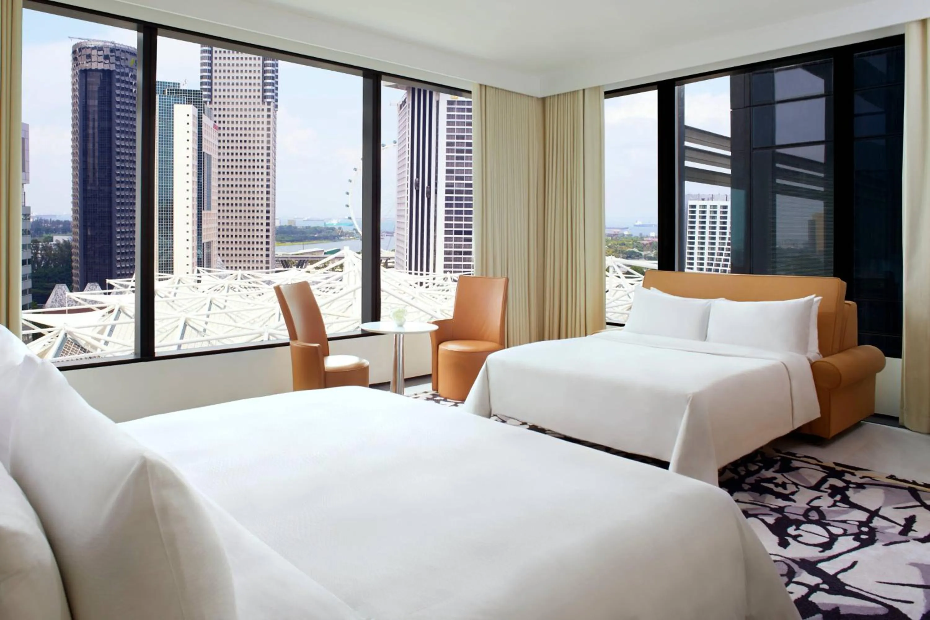 Photo of the whole room, Bed in JW Marriott Hotel Singapore South Beach