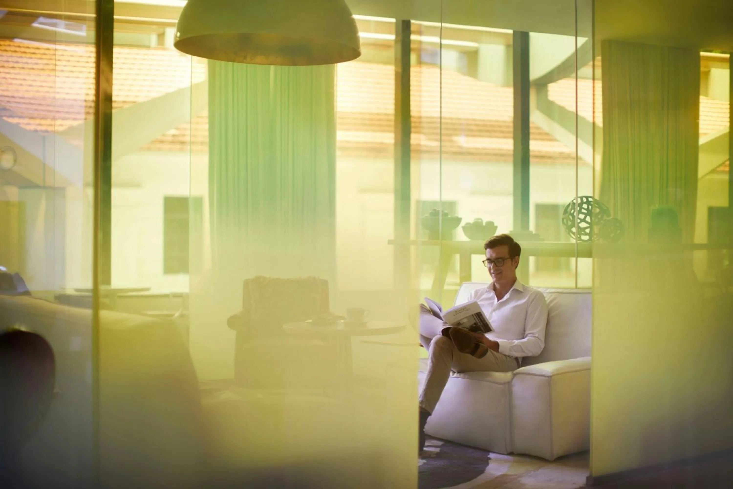 Lounge or bar in JW Marriott Hotel Singapore South Beach