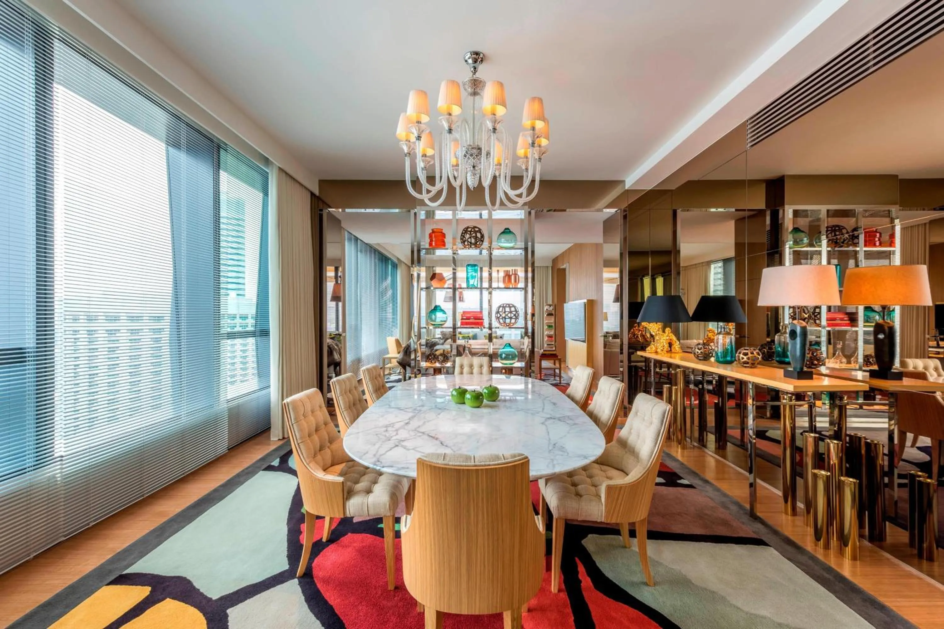 Photo of the whole room in JW Marriott Hotel Singapore South Beach