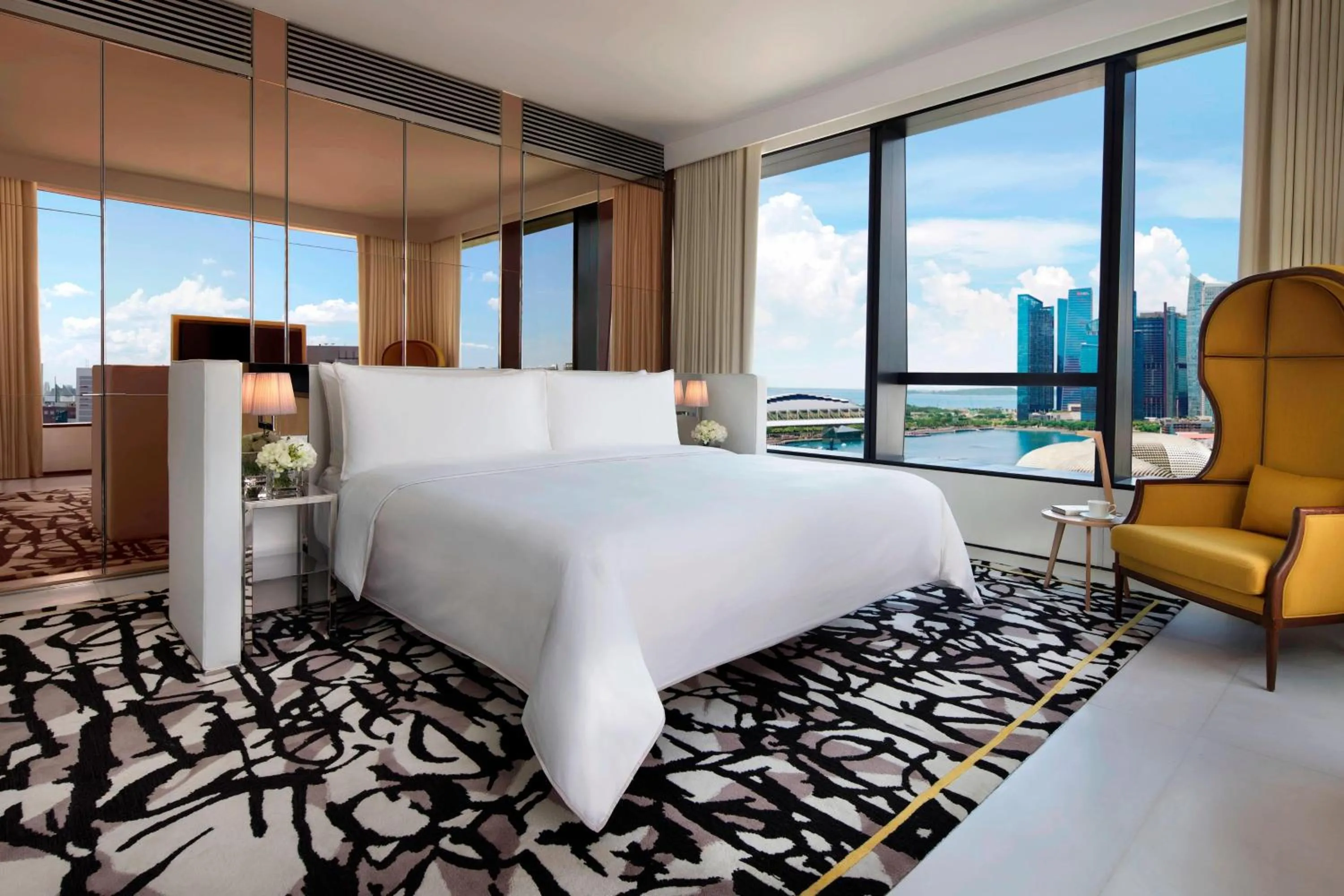 Bedroom, Bed in JW Marriott Hotel Singapore South Beach