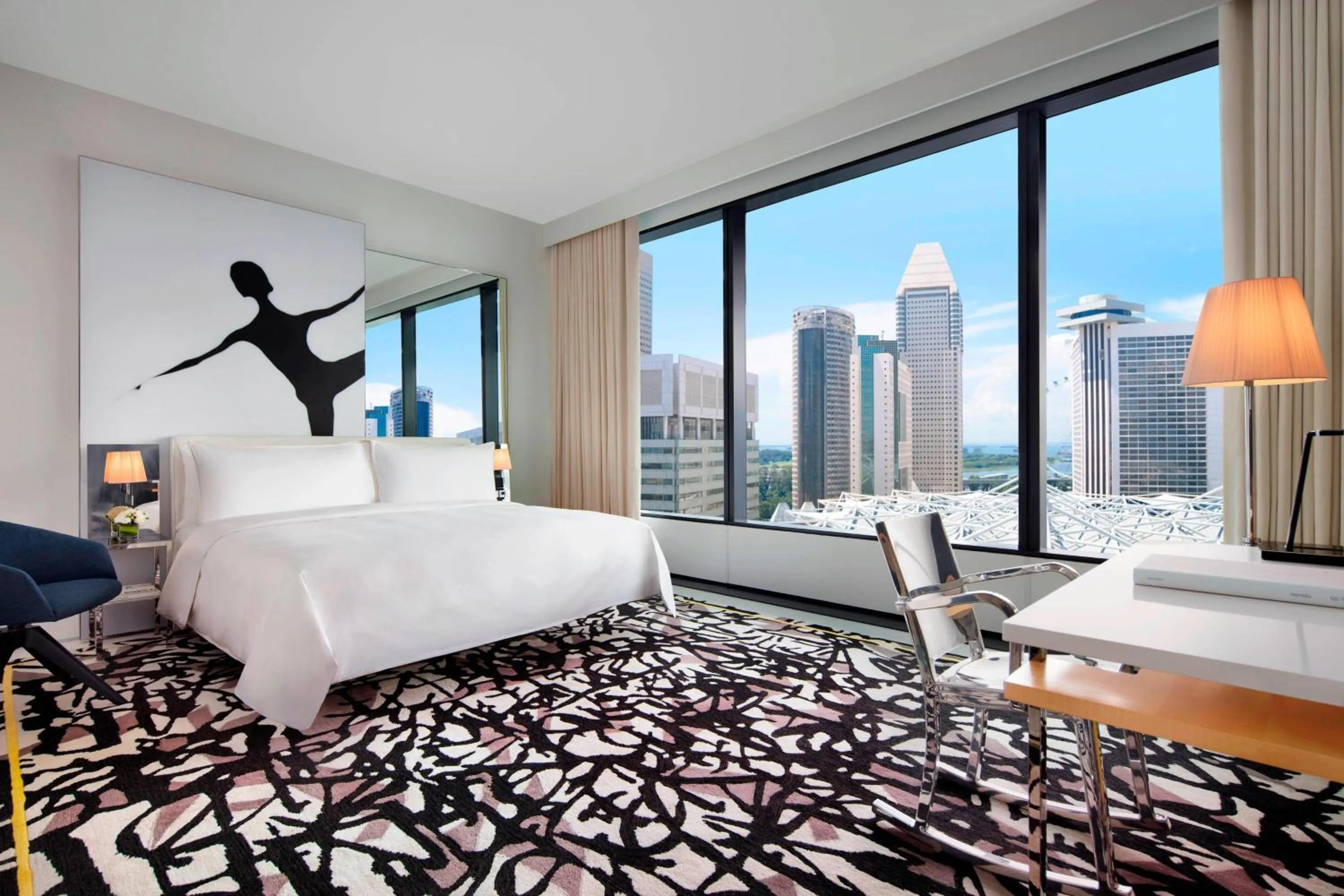 Photo of the whole room, Bed in JW Marriott Hotel Singapore South Beach